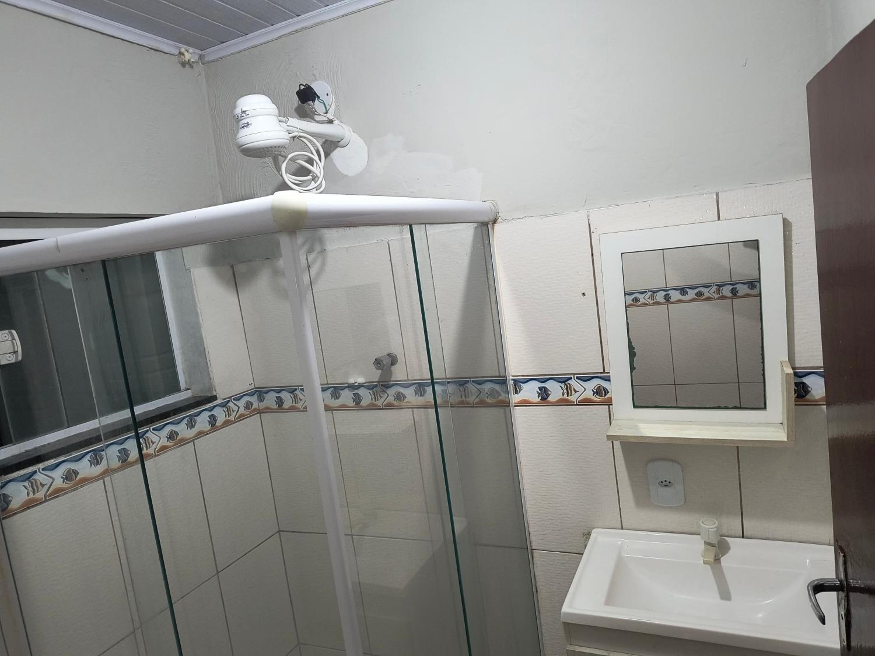 Casa de Praia Completa em Cabo Frio 04 para até 5 Pessoas