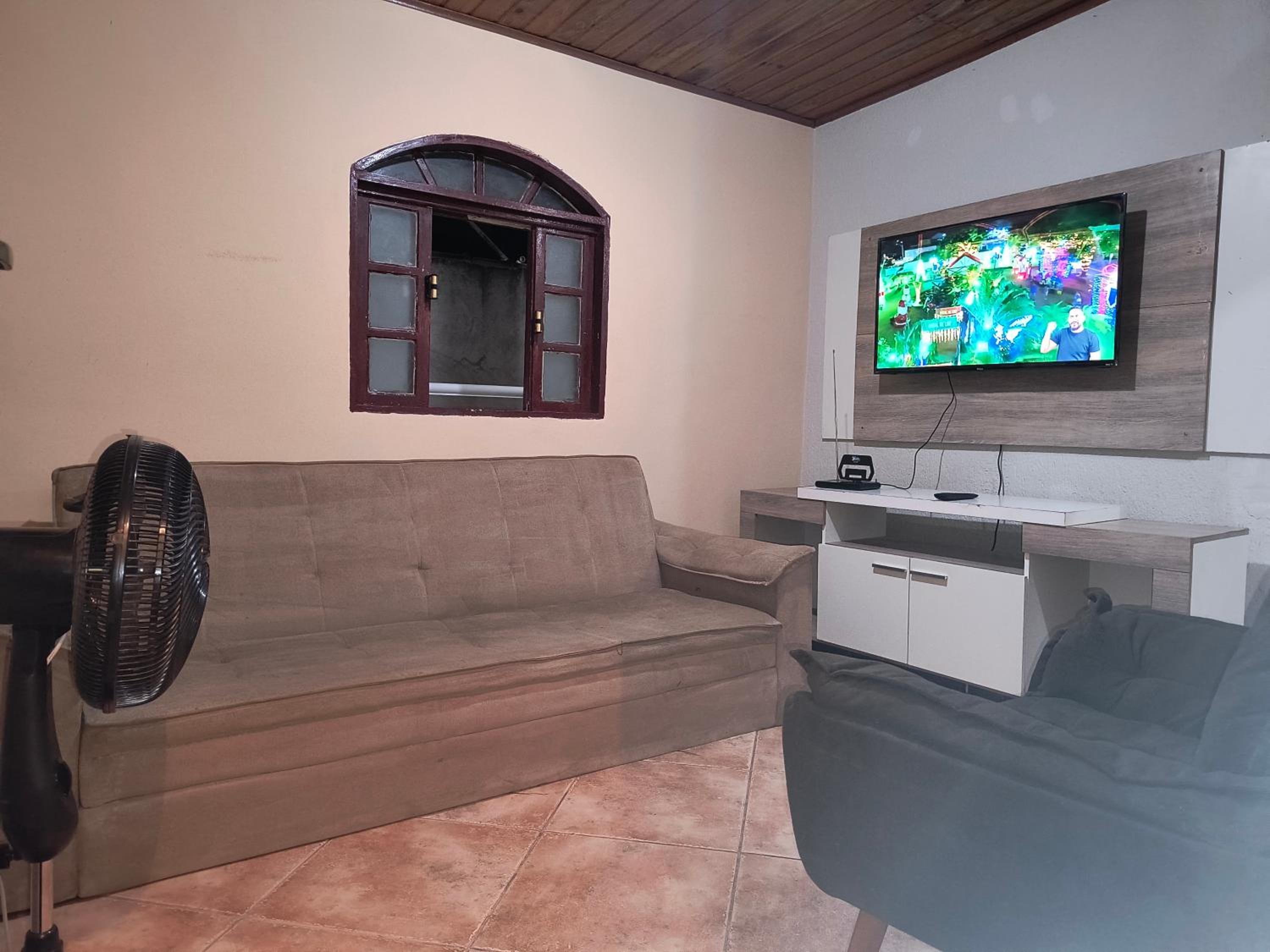 Casa de Praia Completa em Cabo Frio 04 para até 5 Pessoas