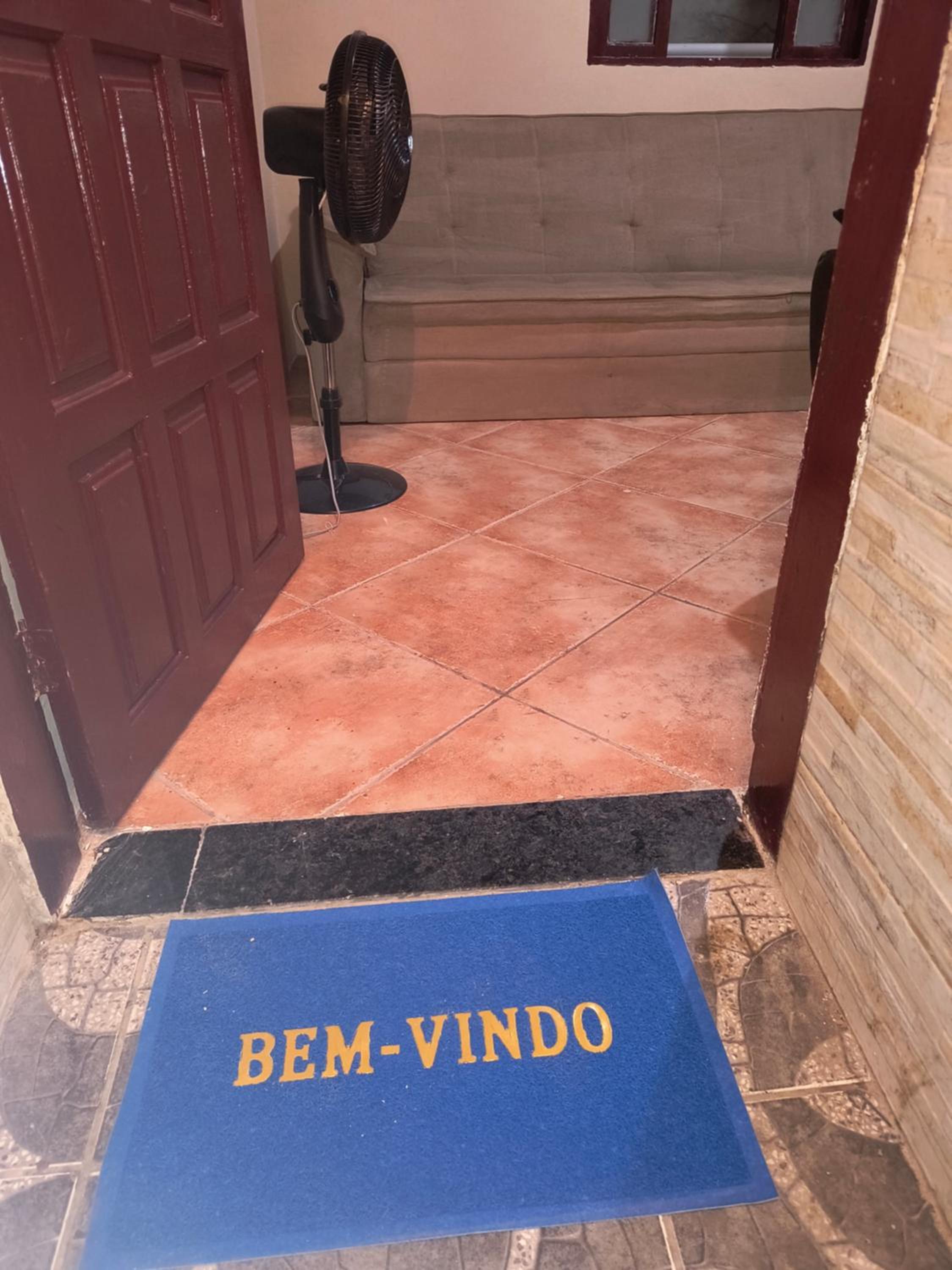 Casa de Praia Completa em Cabo Frio 04 para até 5 Pessoas