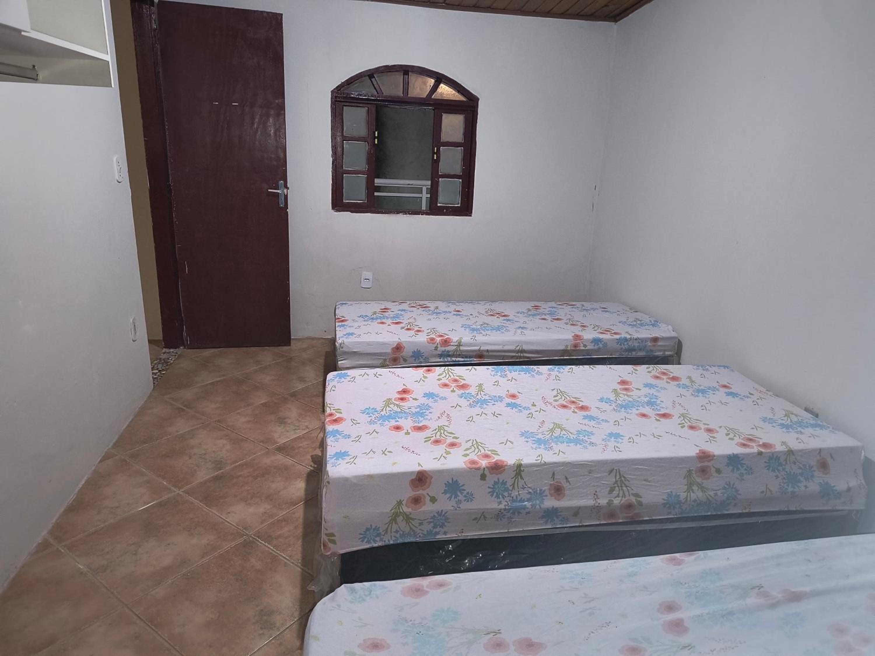 Casa de Praia Completa em Cabo Frio 04 para até 5 Pessoas
