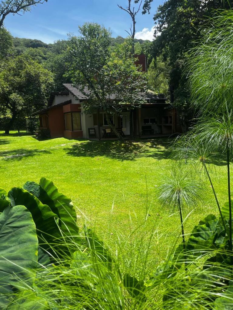 Cabañas Canto a Jujuy- acceso privado al Rio