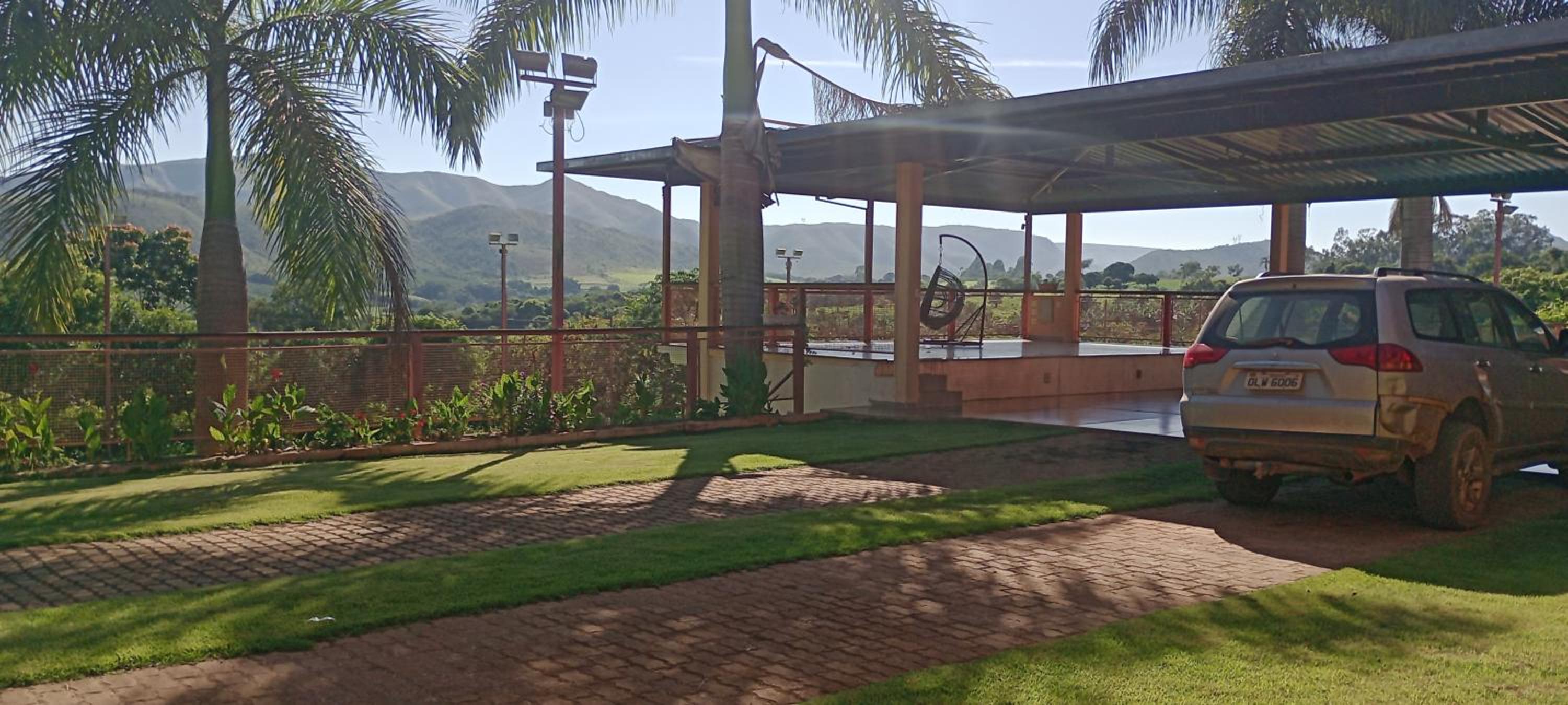 Pousada Adventures - Suites Luxo Hidromassagem - Piscina - Campão de Futebol - Capitolio MG view 3