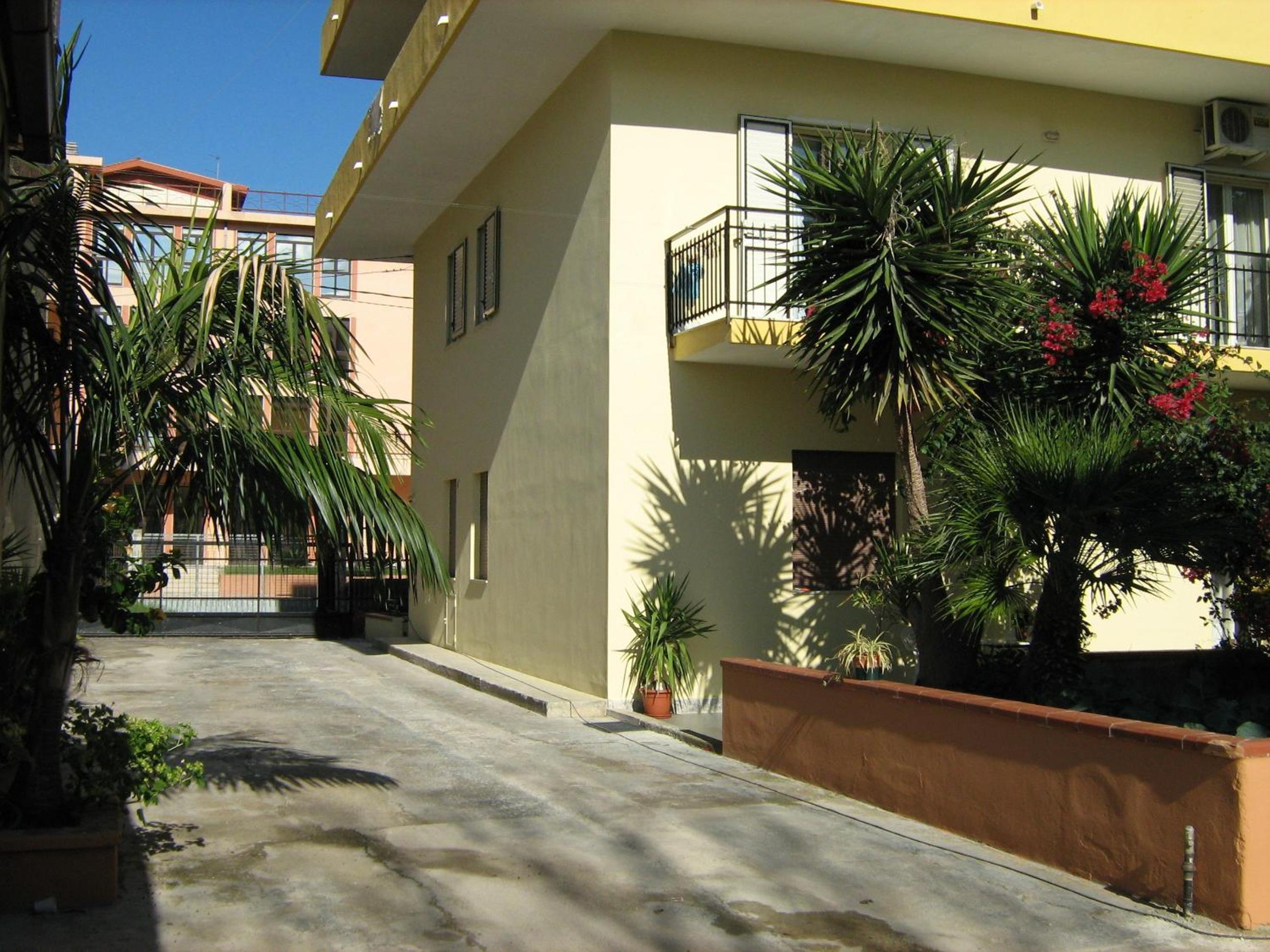 Al Cedir view 3