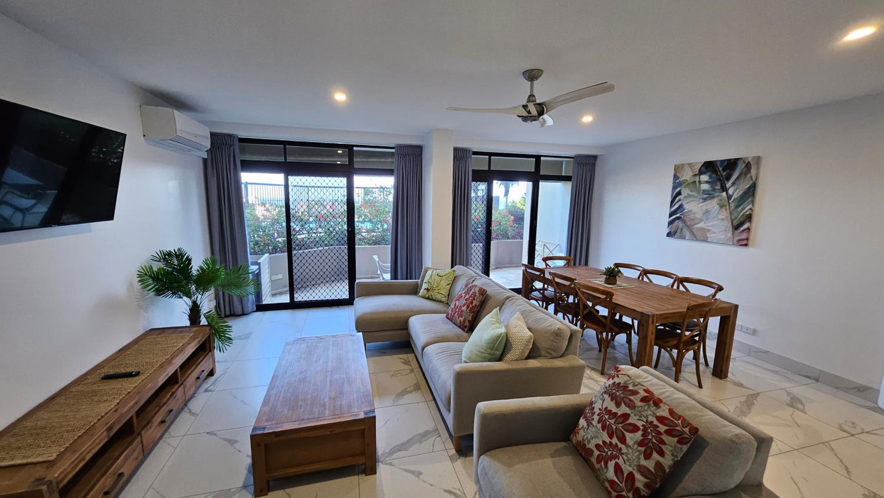 Clubb Coolum Beach Resort Sunshine Coast