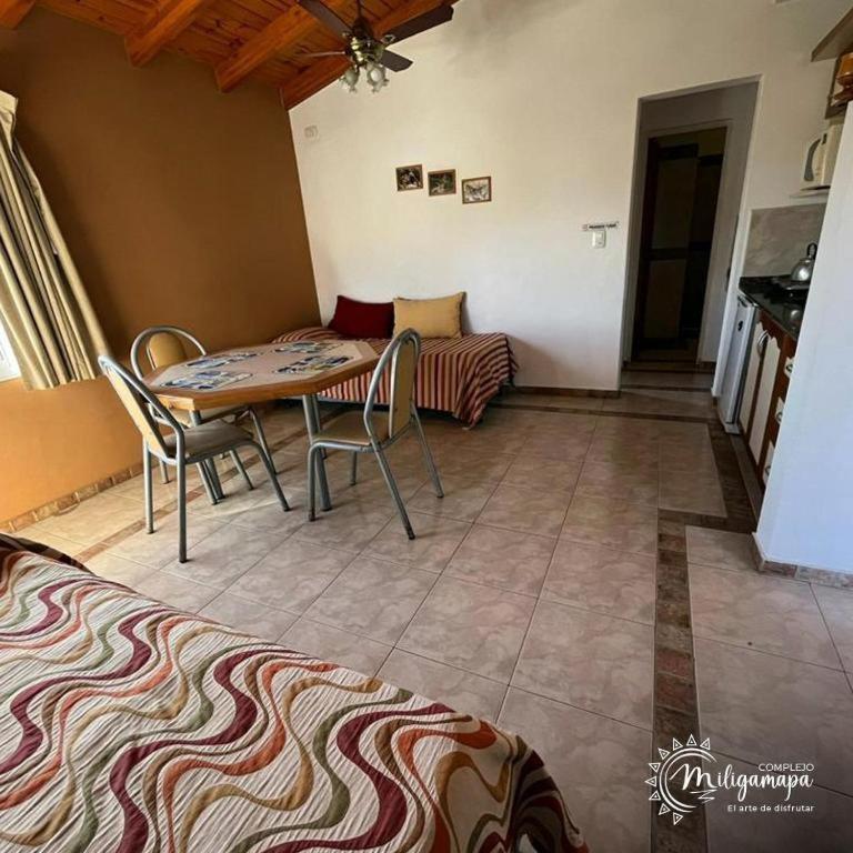 complejo miligamapa con piscina climatizada