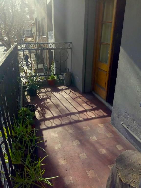 3 ambientes a la calle en zona céntrica Plaza Mitre