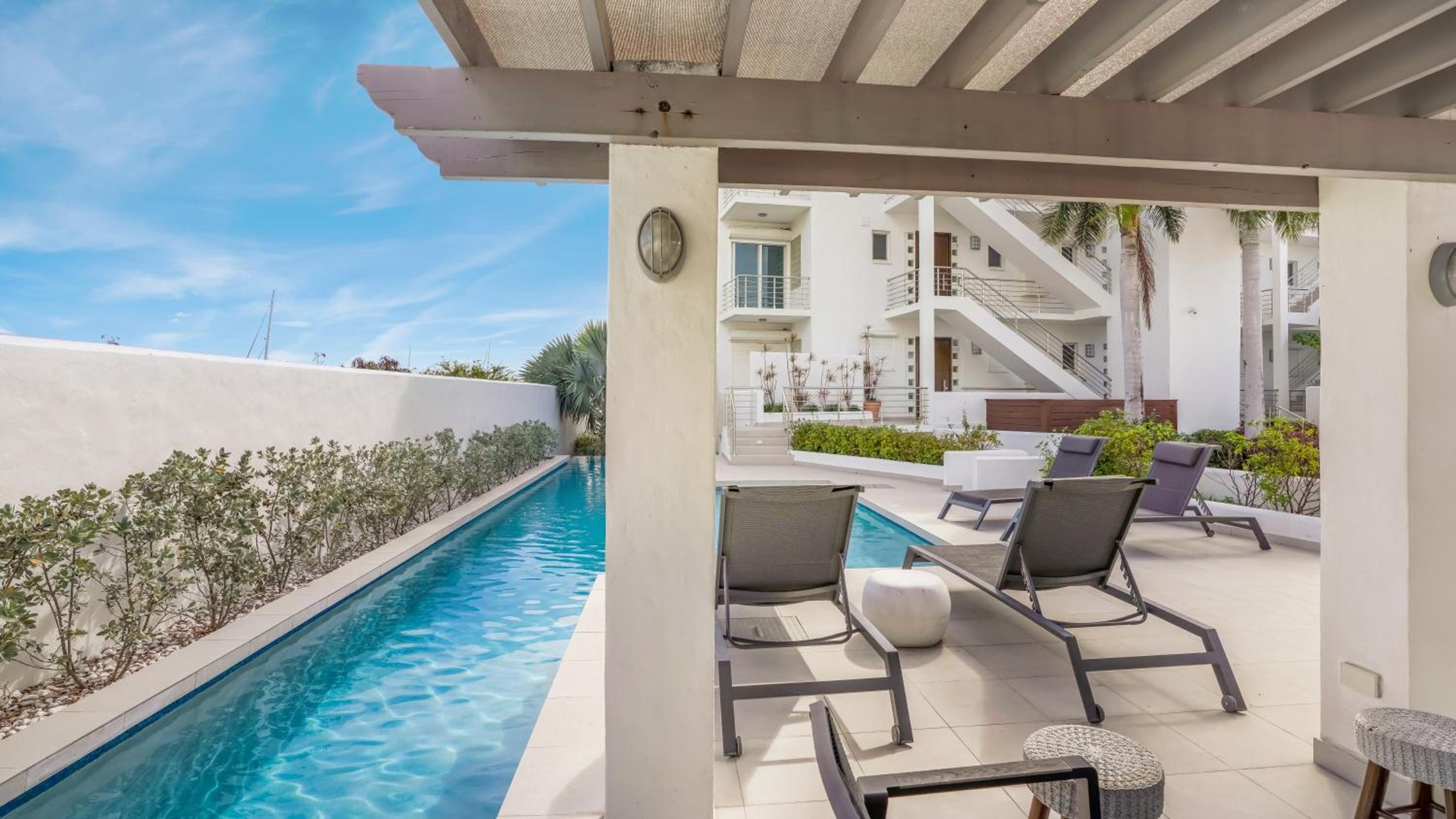 Sunnydays Condo