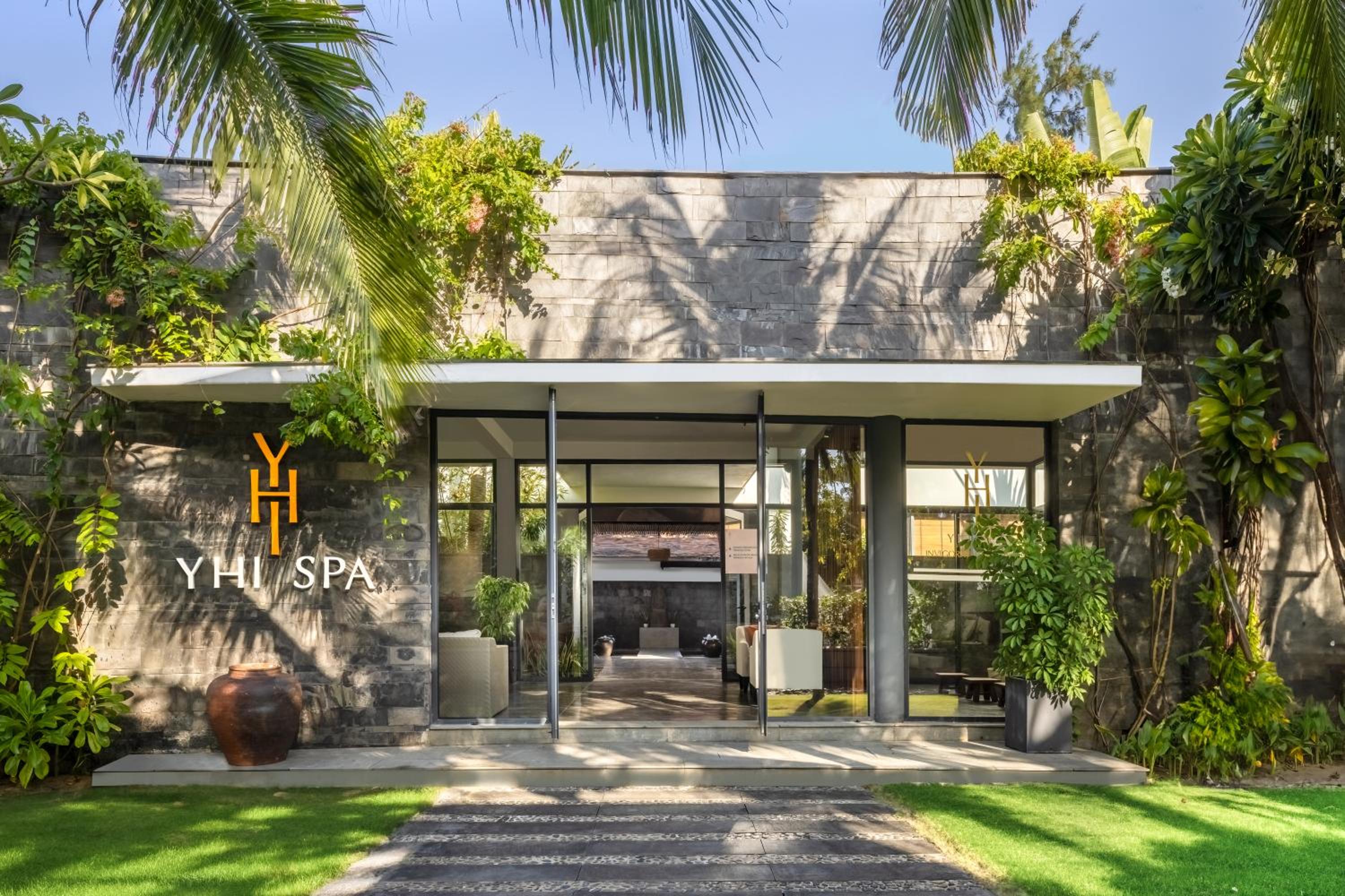 Meliá Danang Beach Resort