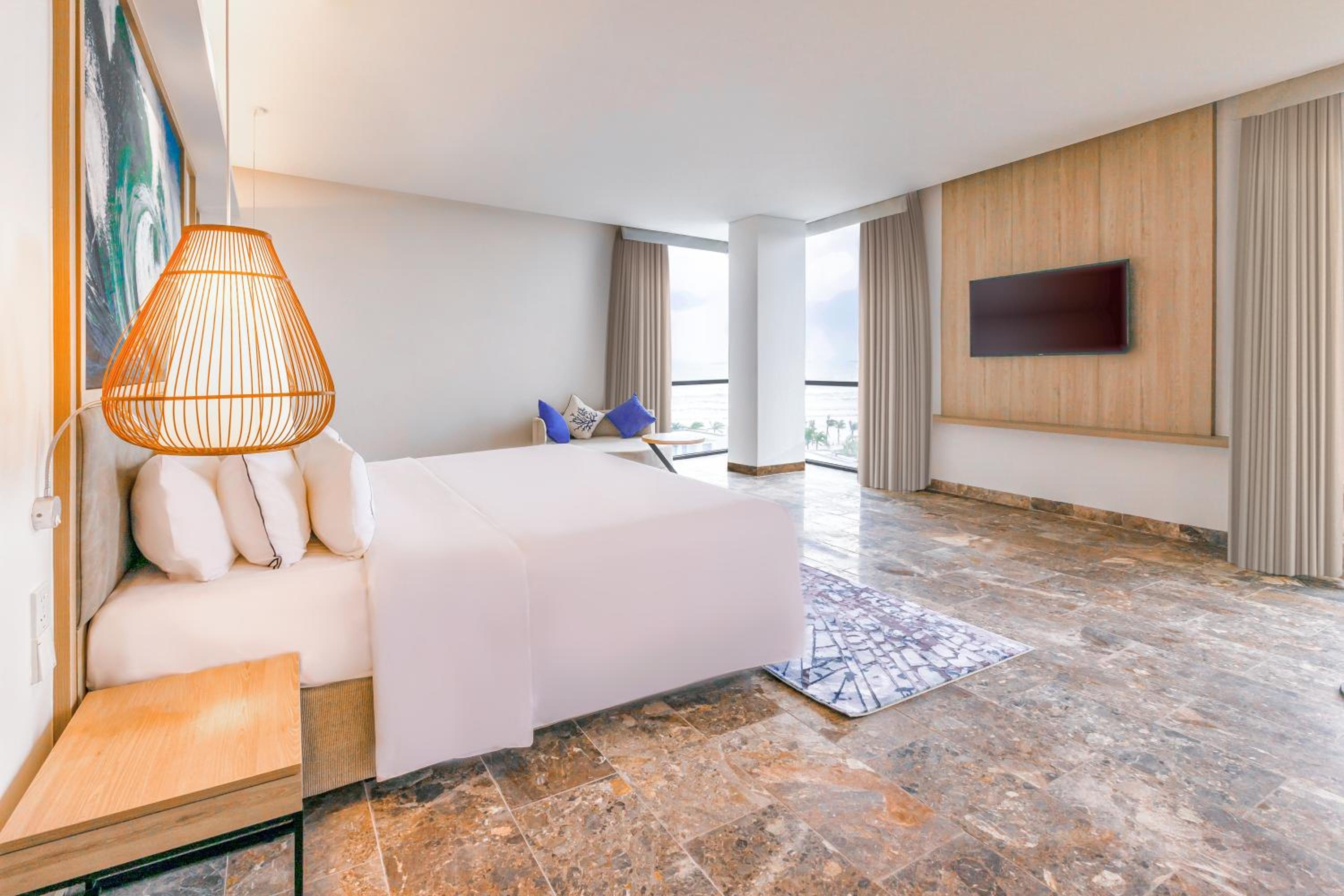 Meliá Danang Beach Resort
