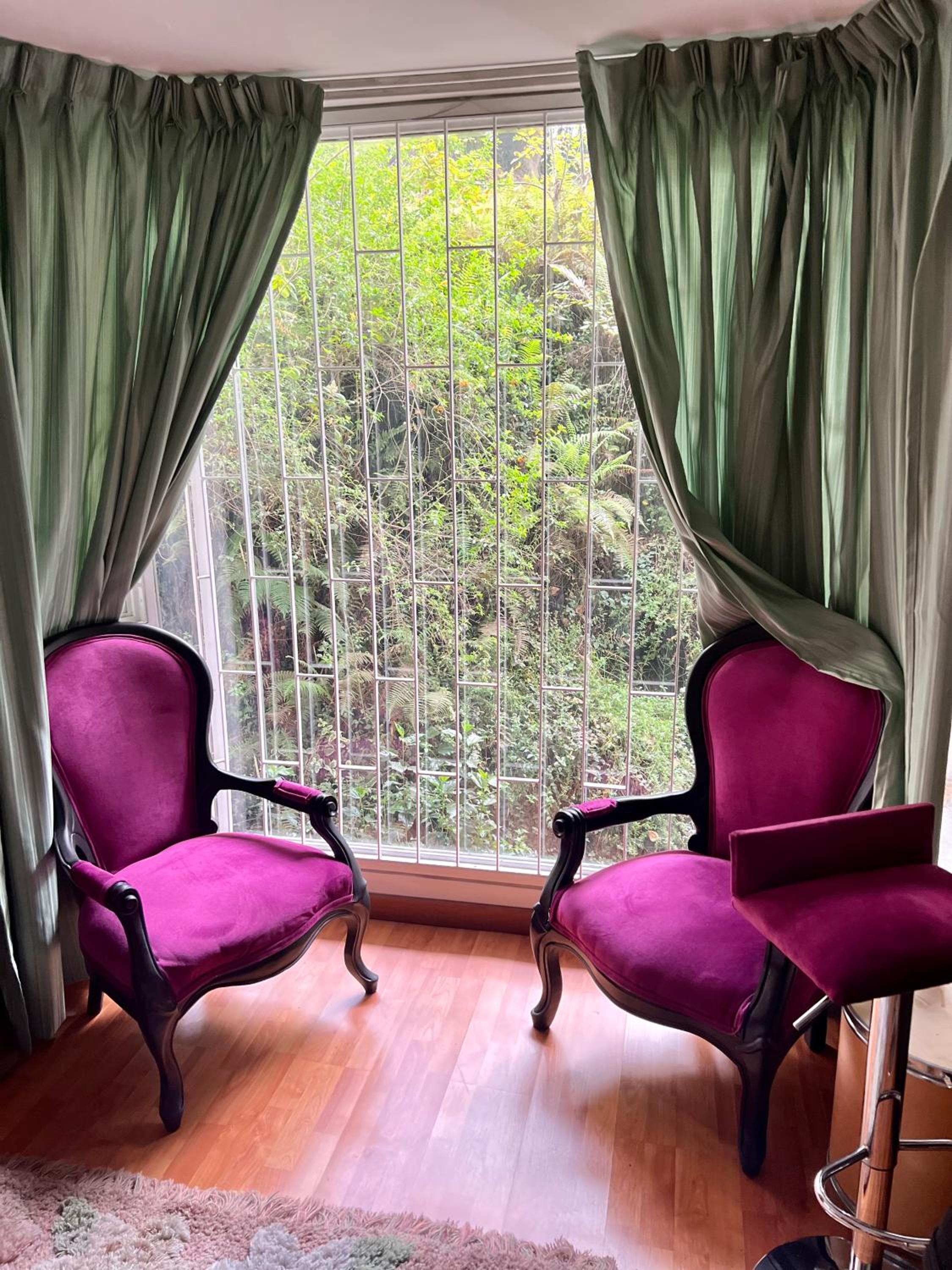 Virrey Luxury Condo 2BR & Jacuzzi