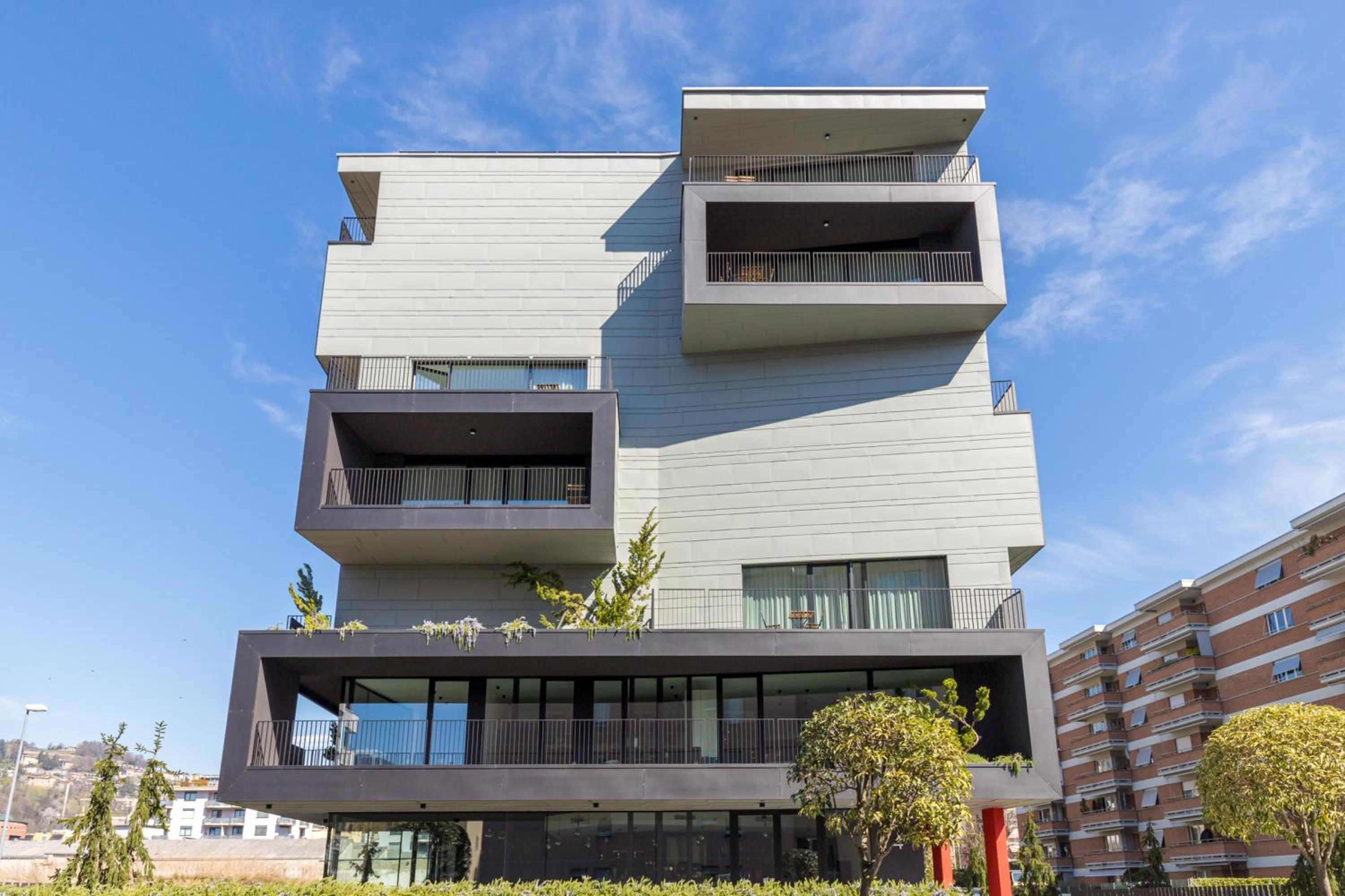 ICON H Lugano - Luxury Suites & Apartments