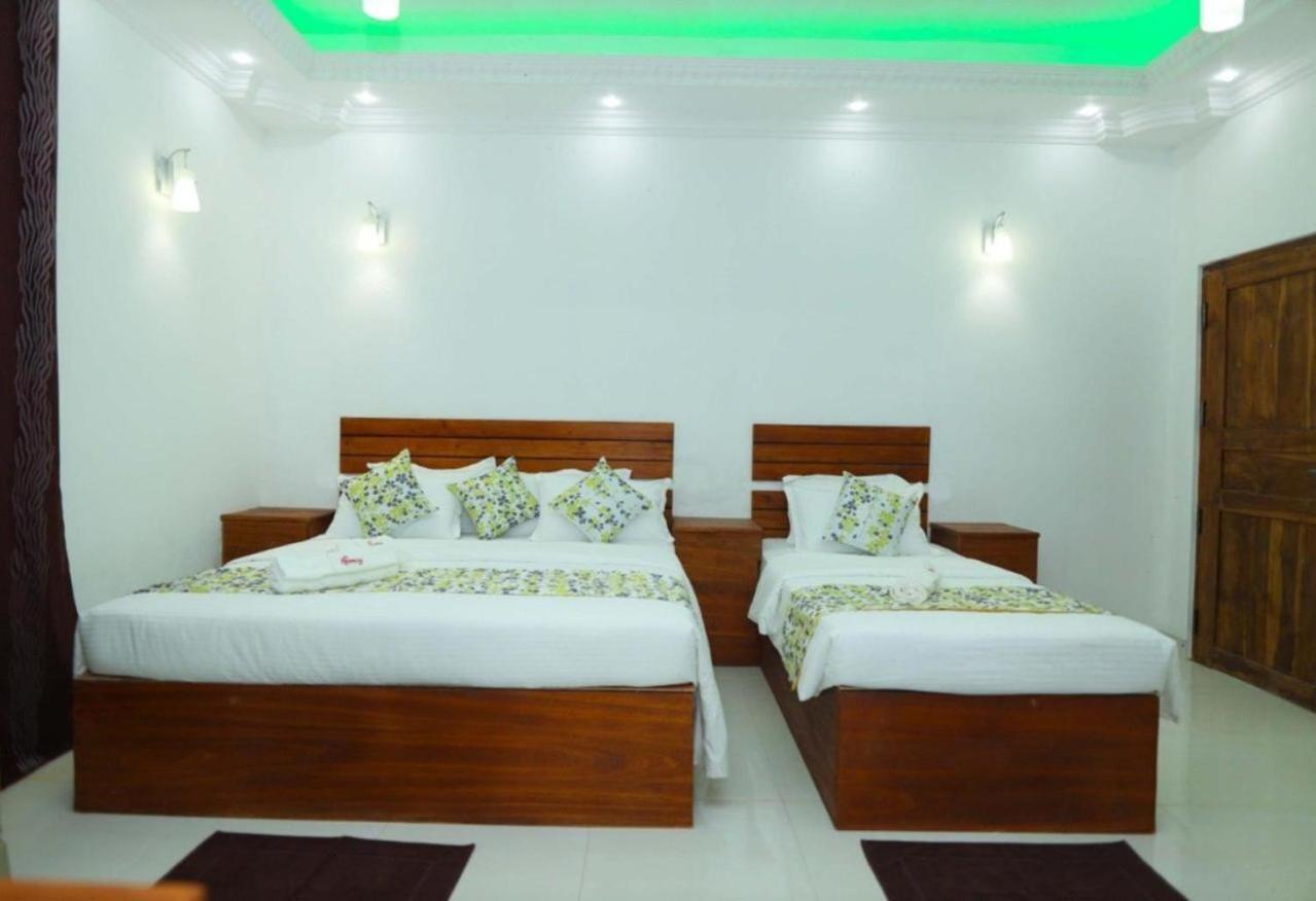 blooming hotel