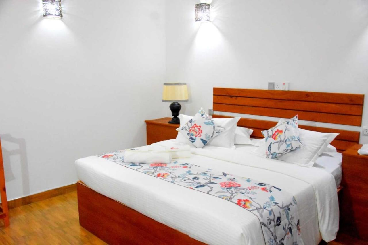 blooming hotel