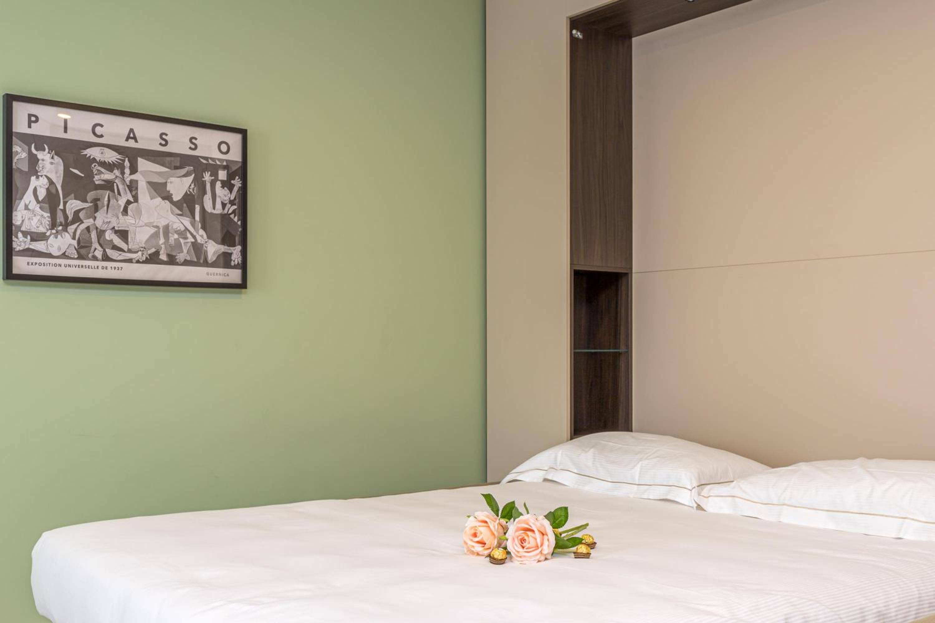 ICON H Lugano - Luxury Suites & Apartments