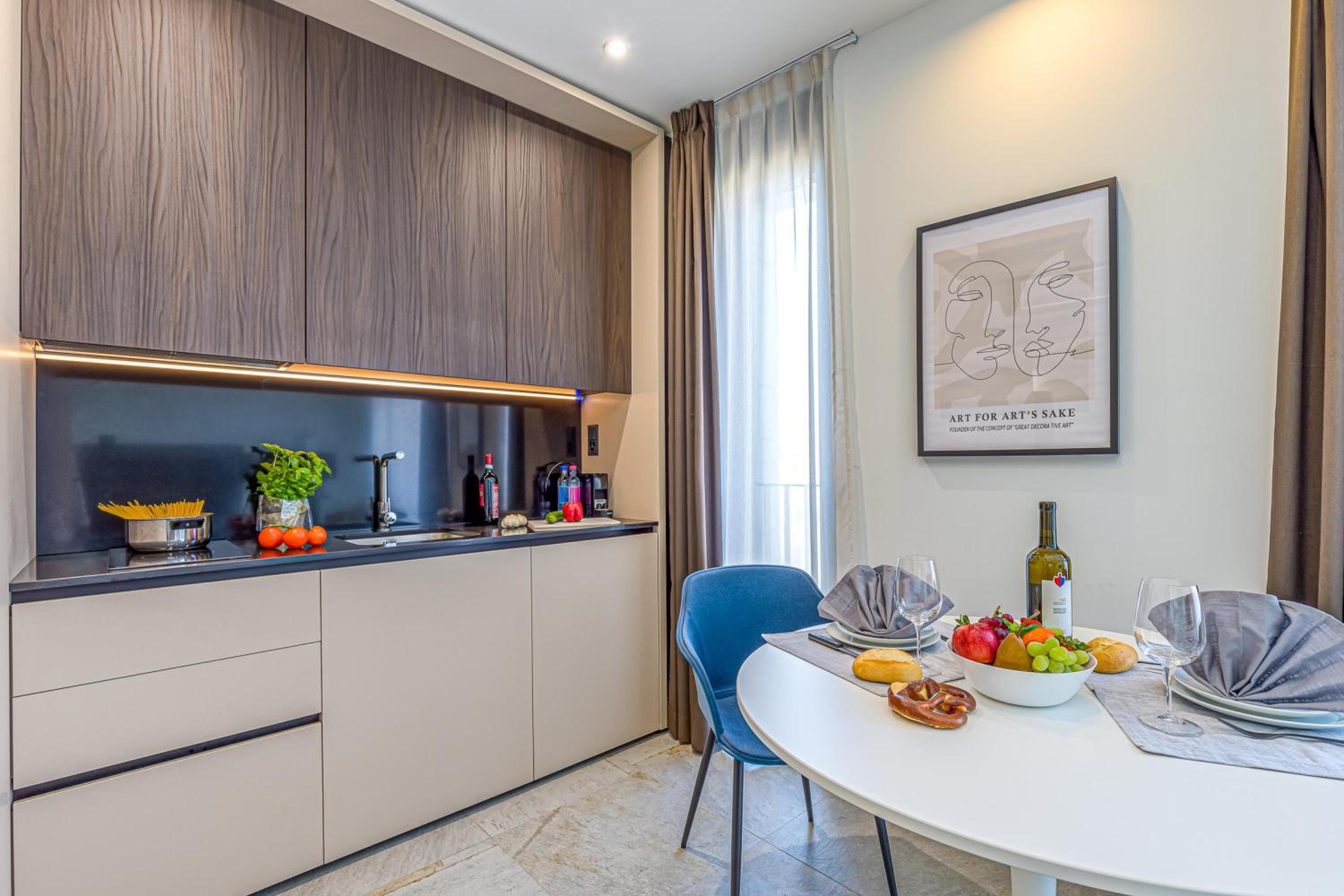 ICON H Lugano - Luxury Suites & Apartments