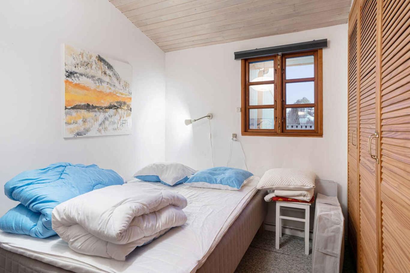 Lovely Cottage In Dronningmølle