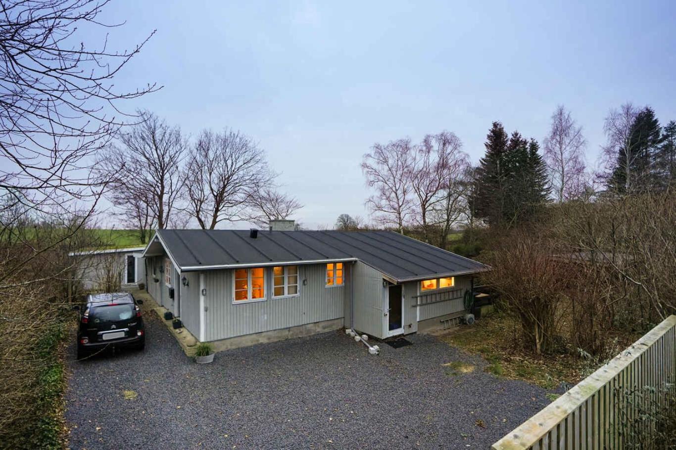 Lovely Cottage In Dronningmølle