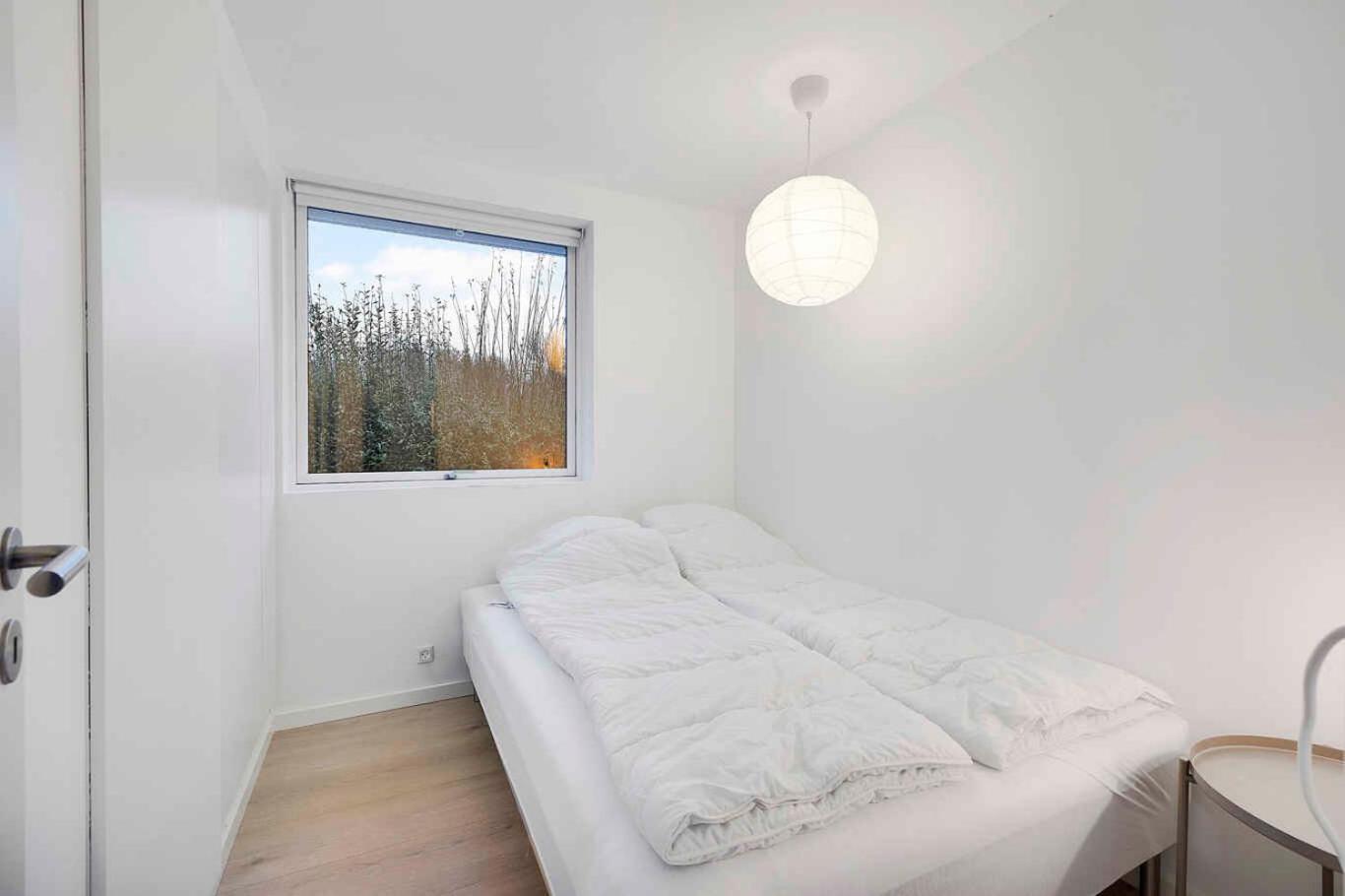 Beautiful Newly Renovated Summer House By The Sea