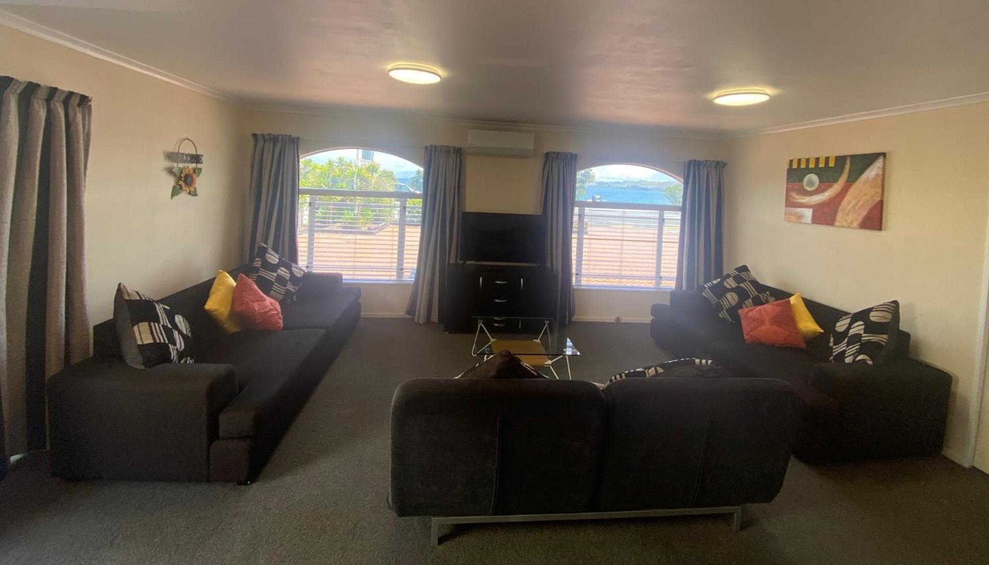 Lakeside Taupo Motel — photo 38