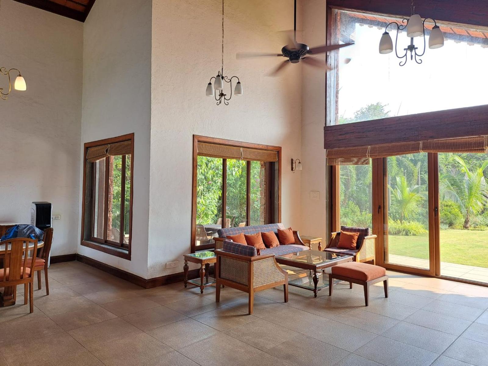 Casa Blanca 3bhk w/pool near Mandwa, Alibaug view 5