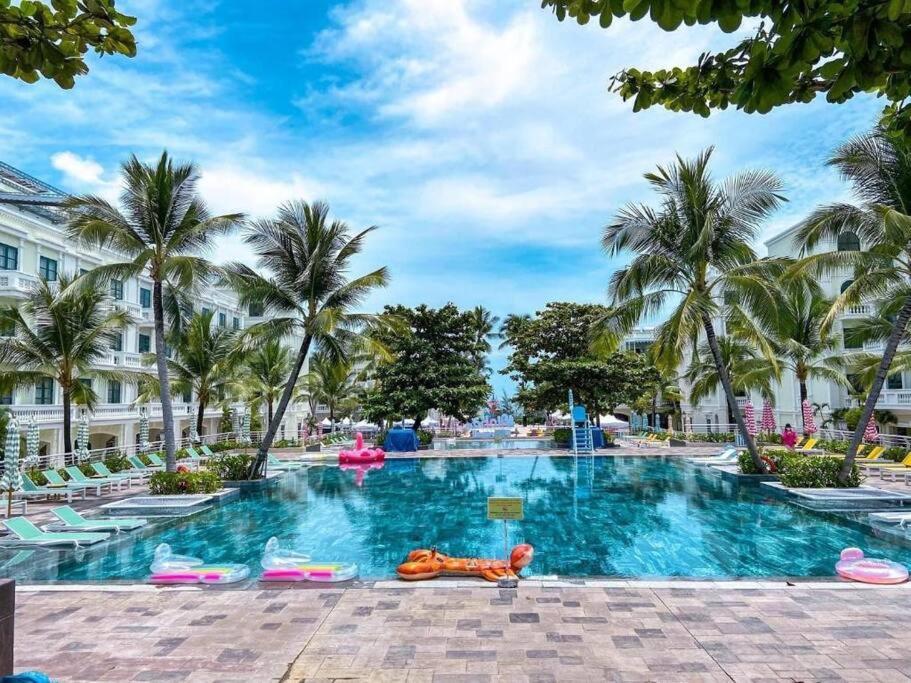 Palmetto Villas