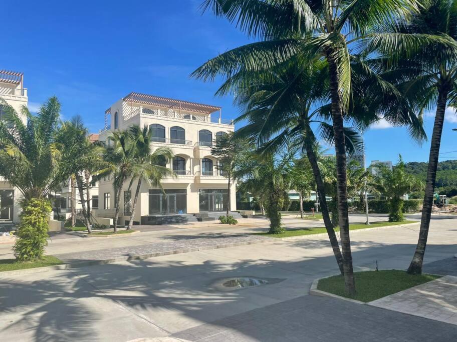 Palmetto Villas