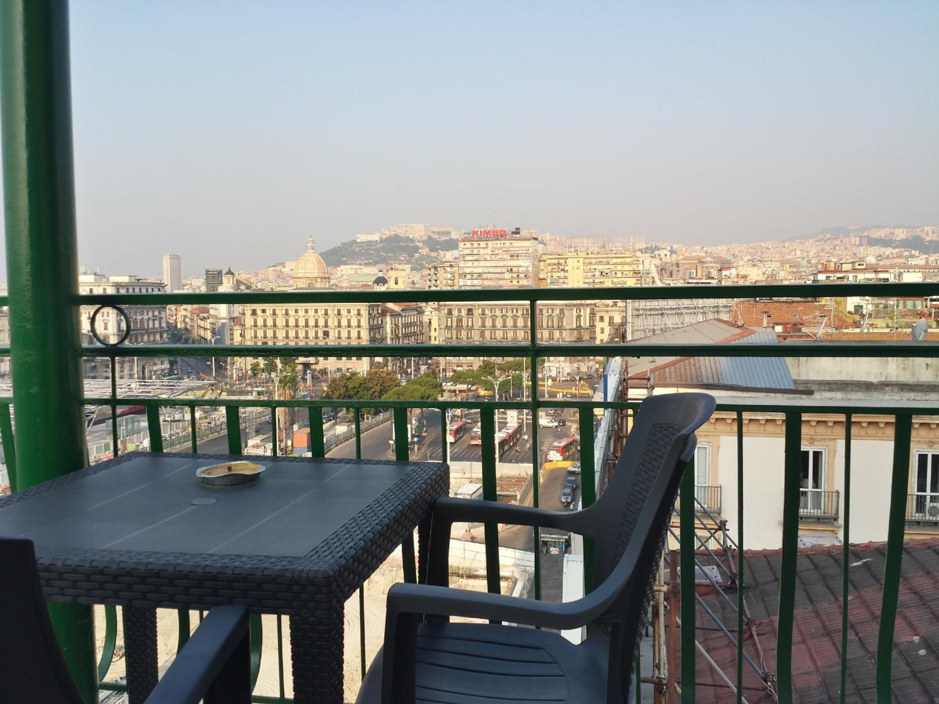 Top Floor Rentrooms Napoli