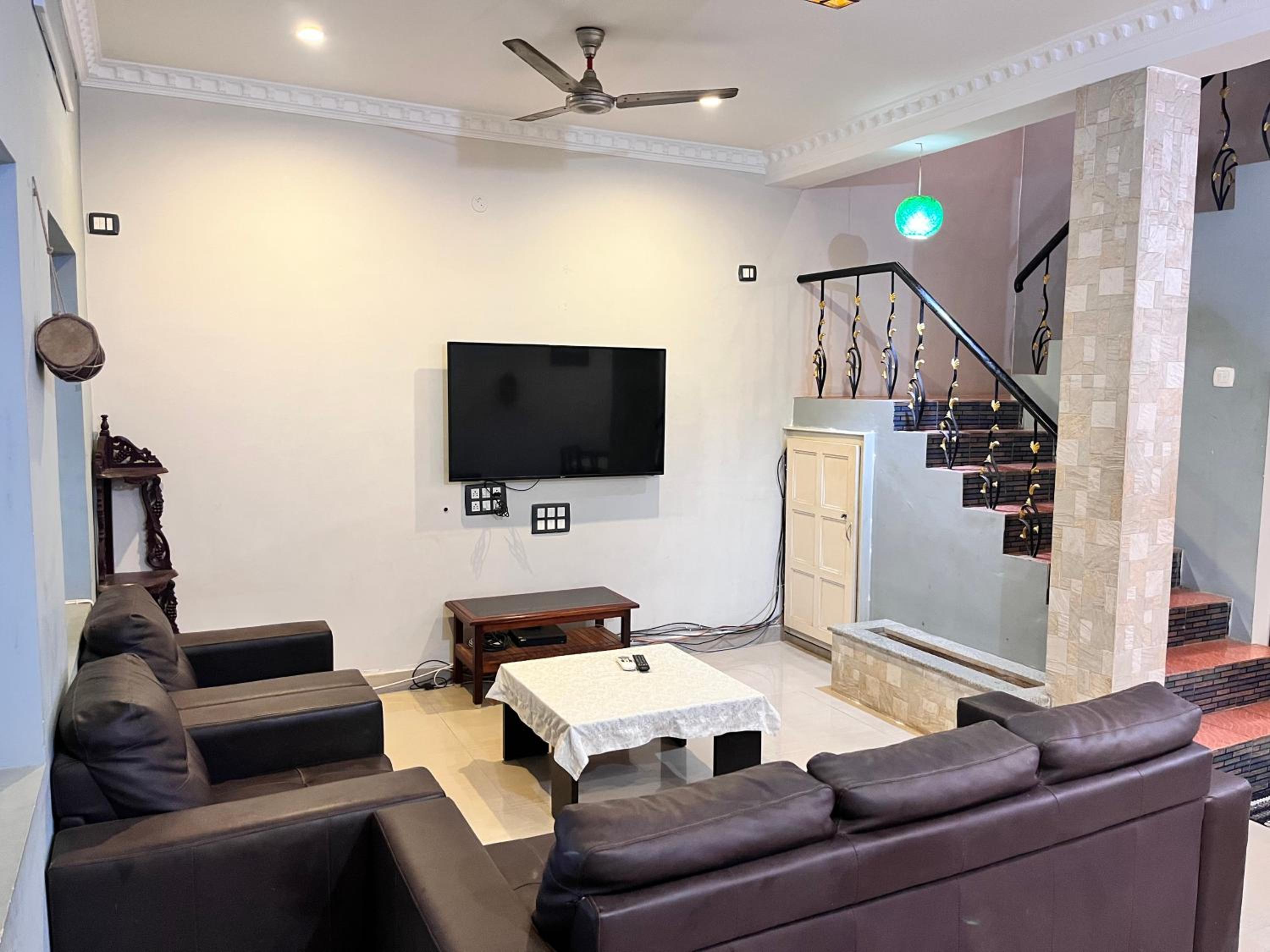 Moon tunes Villa view 5