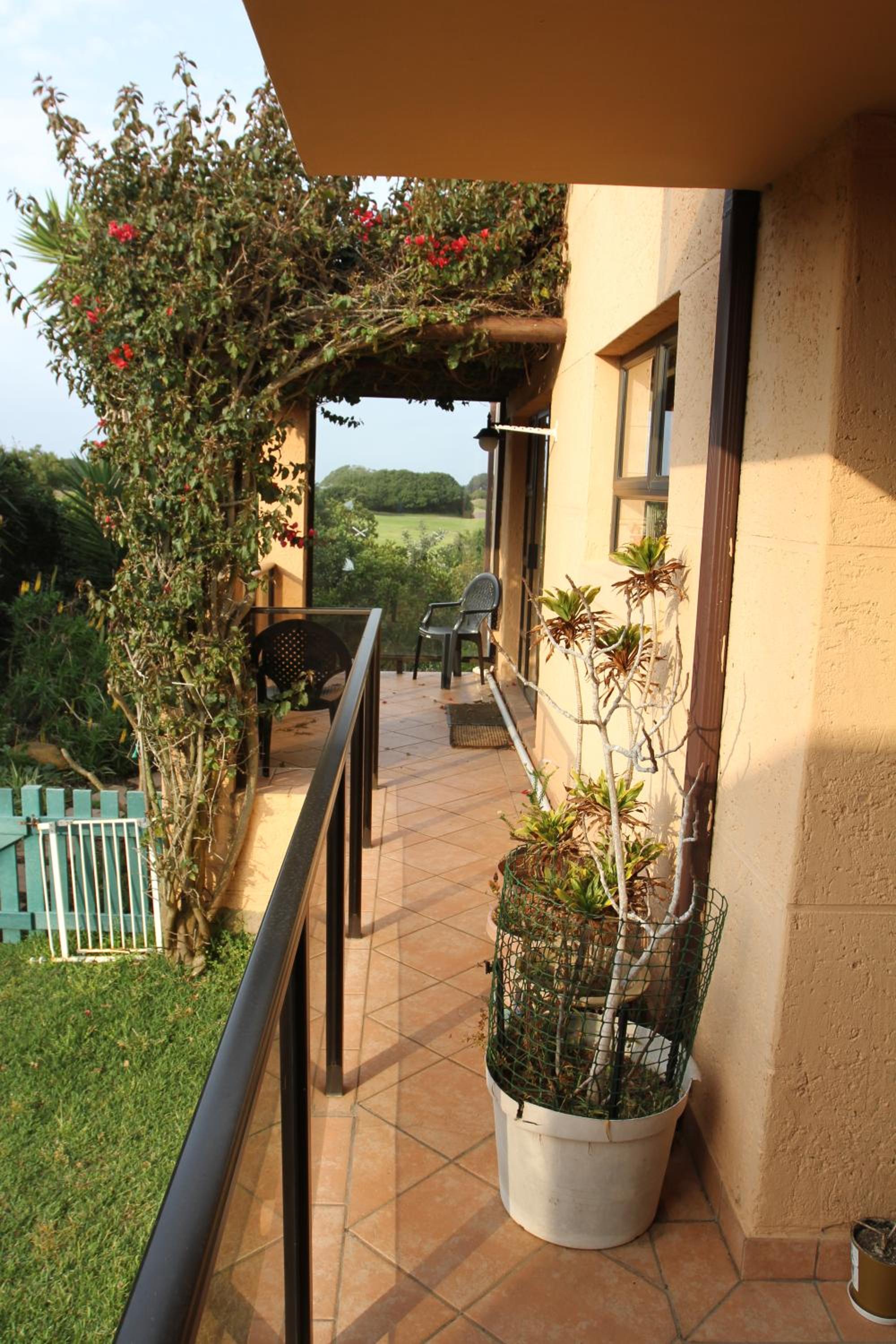 Haus im Golf Estate Mossel Bay view 4