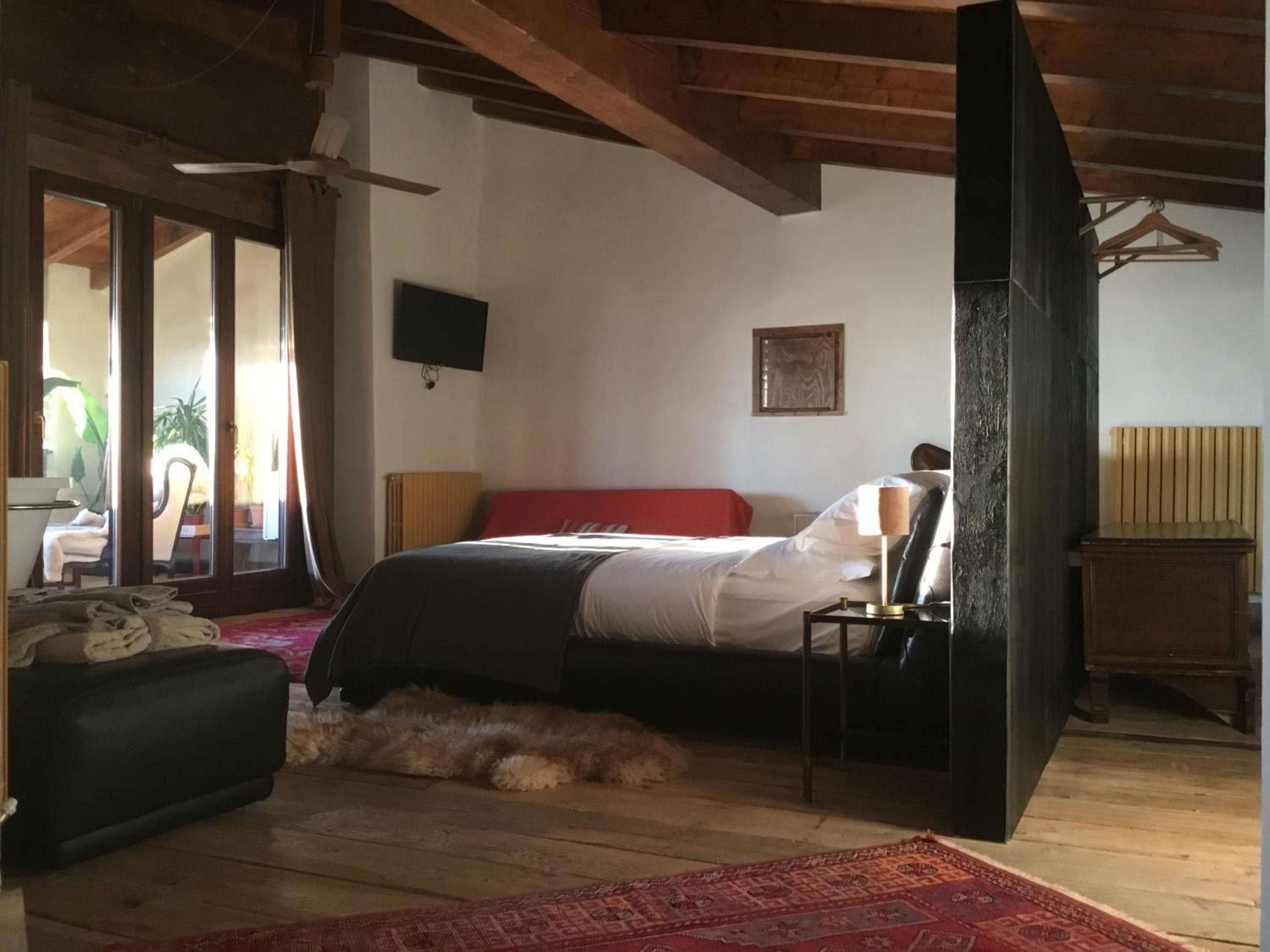 B&B con SPA il Castello di Lucawest view 3