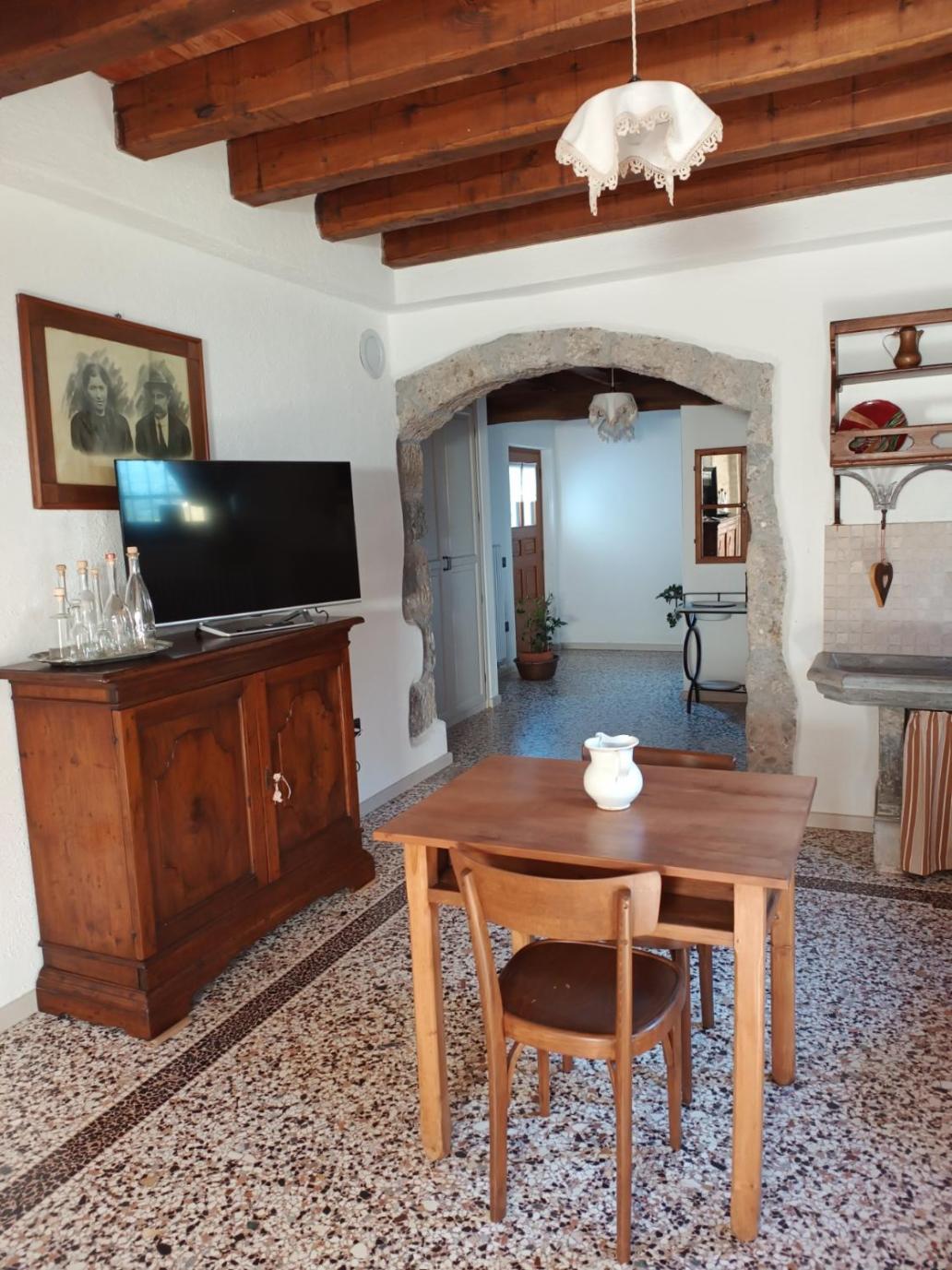 La Farie view 5