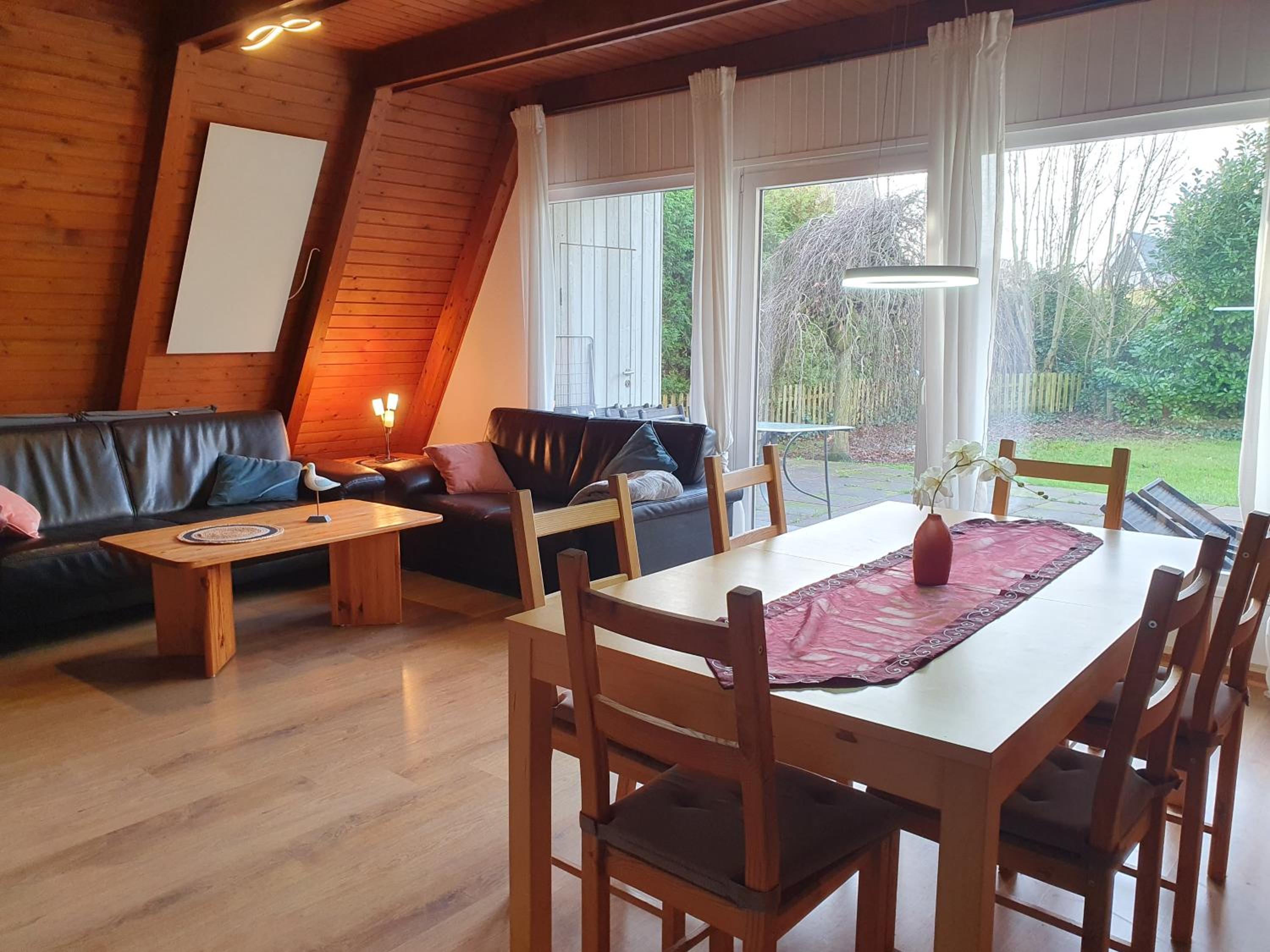 Nurdachhaus KRABBENWEG 12