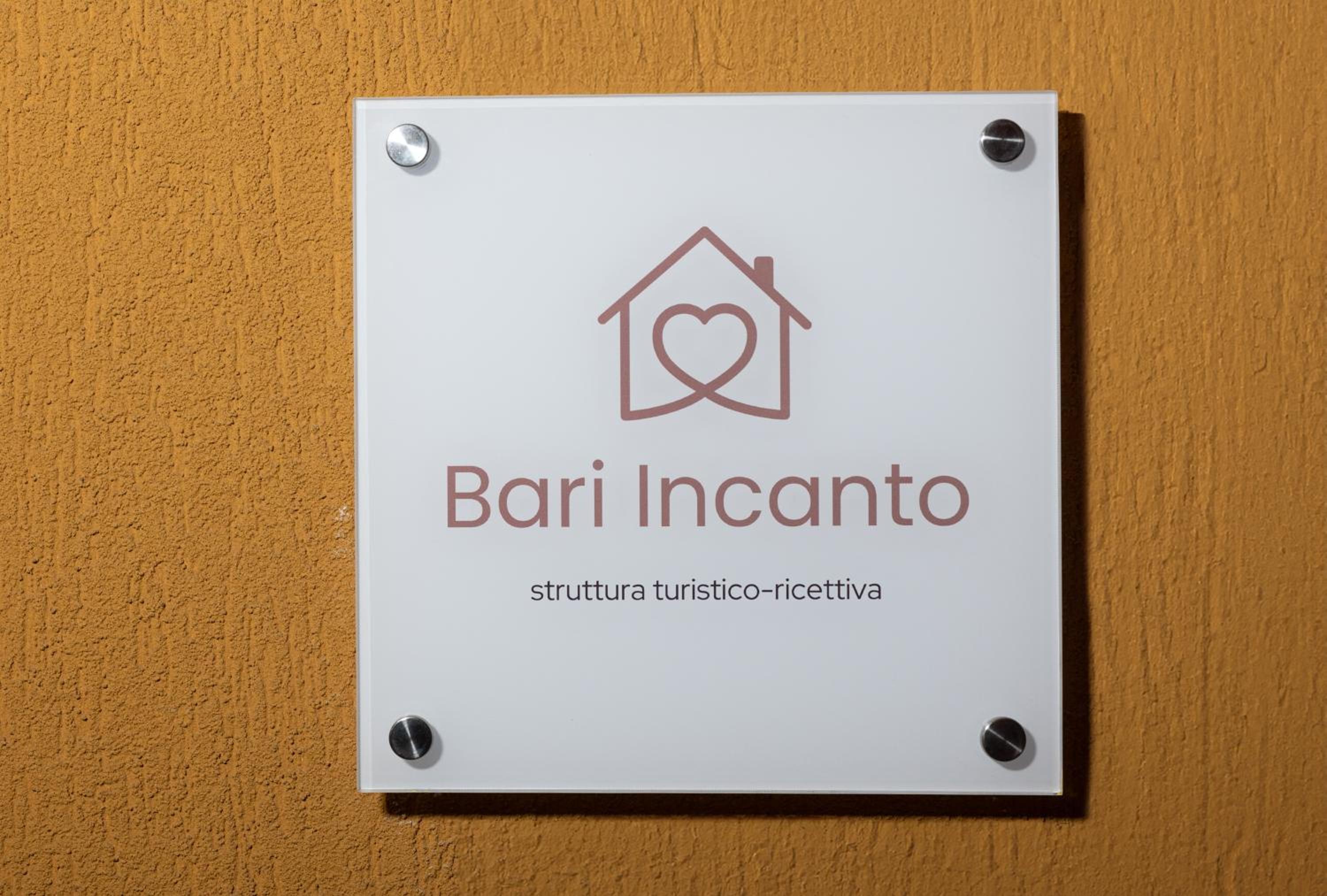Bari incanto - 3 Bedroom Apartment & Free Parking view 3