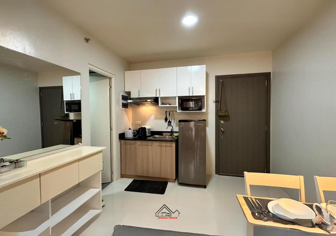 Cozy 1BR Condo with FREE Pool, Gym, Parking Near Princesa City Center - B1 6Luster view 5