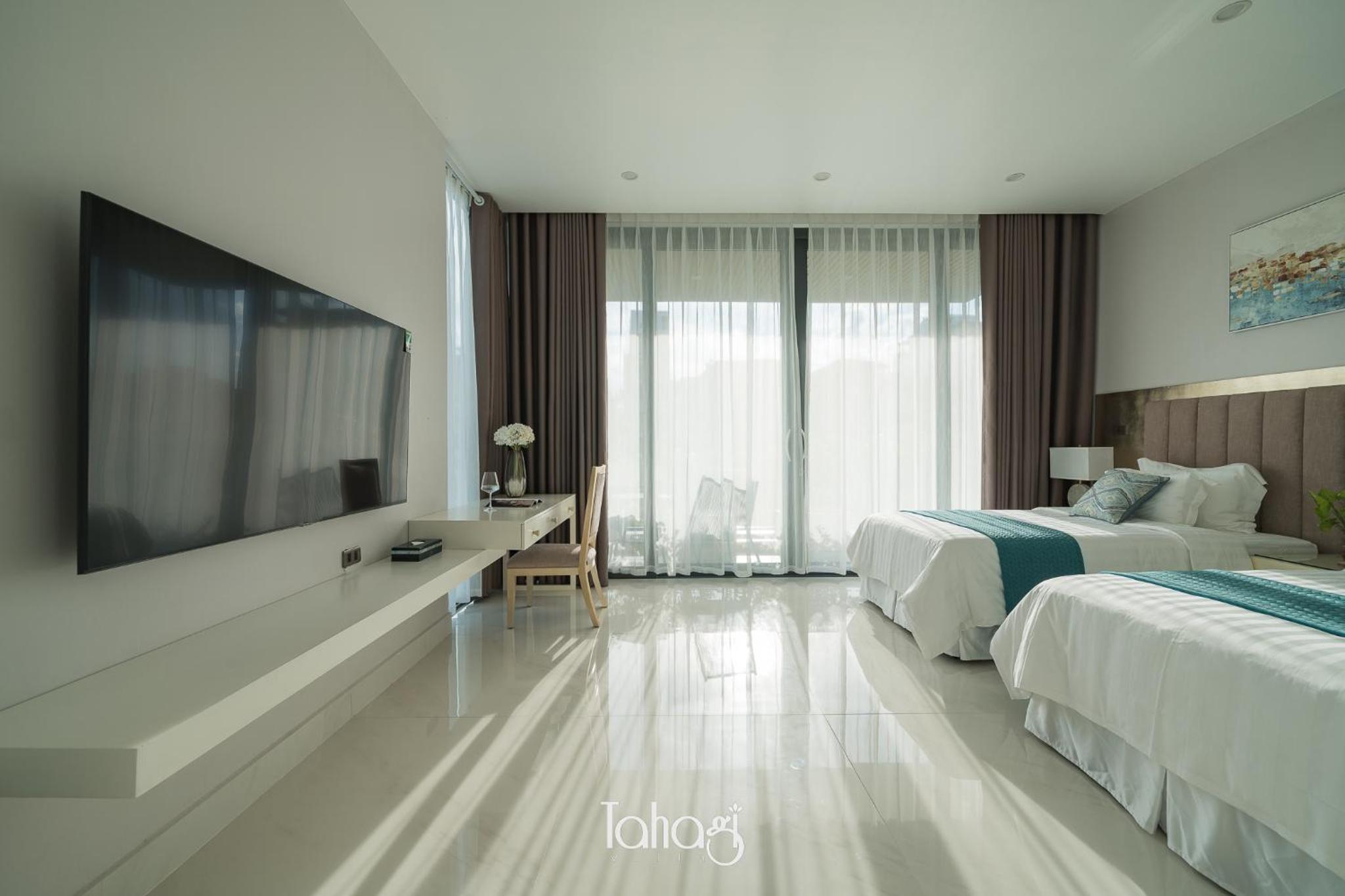 Tahagi Villa Tuan Chau Ha Long by HOFs view 4