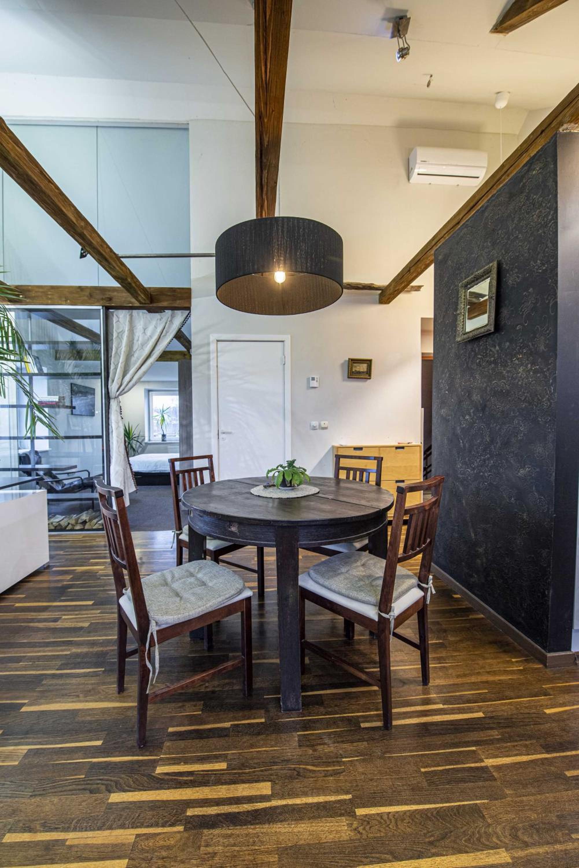 Apartment between Akropolis and Soboras