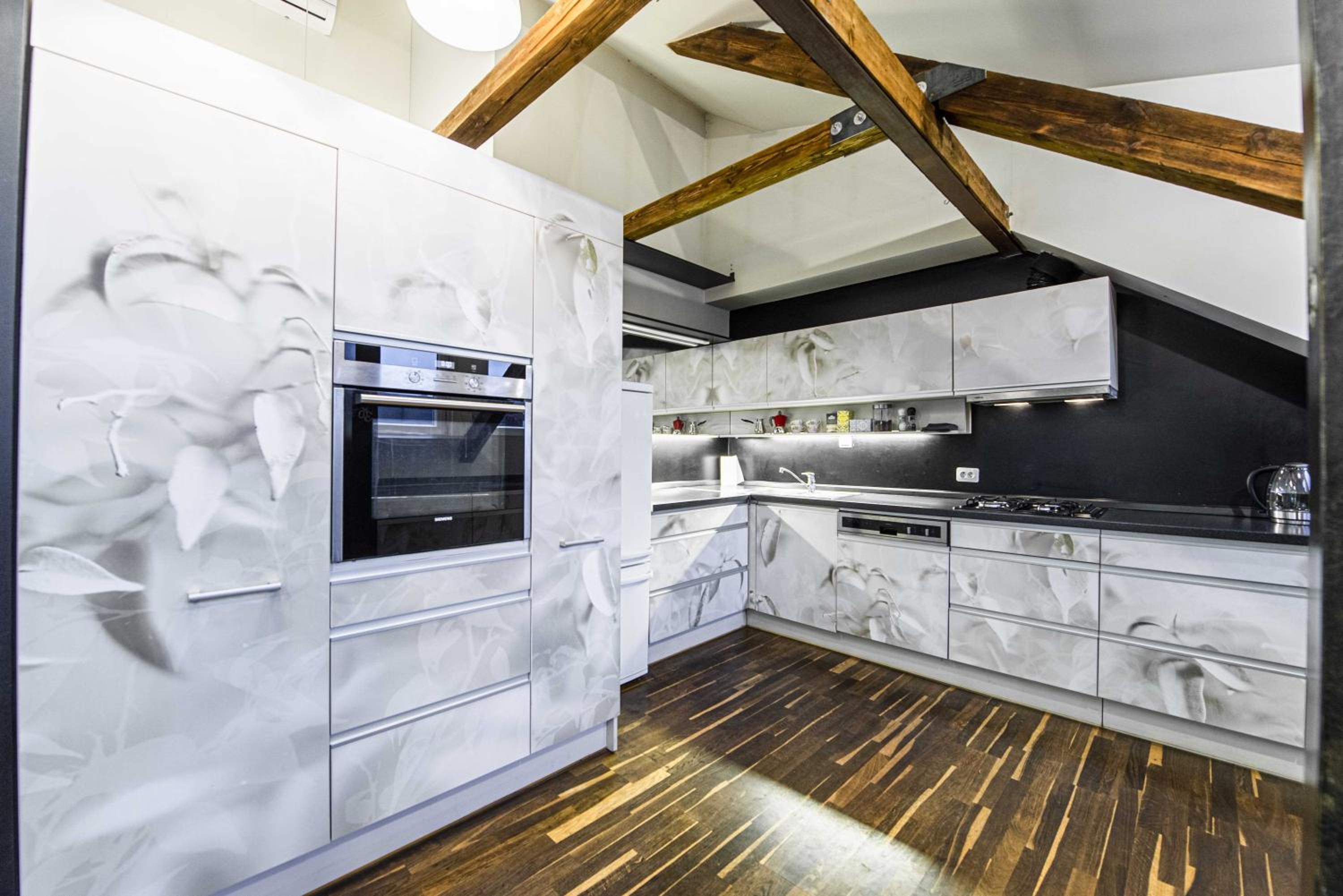 Apartment between Akropolis and Soboras