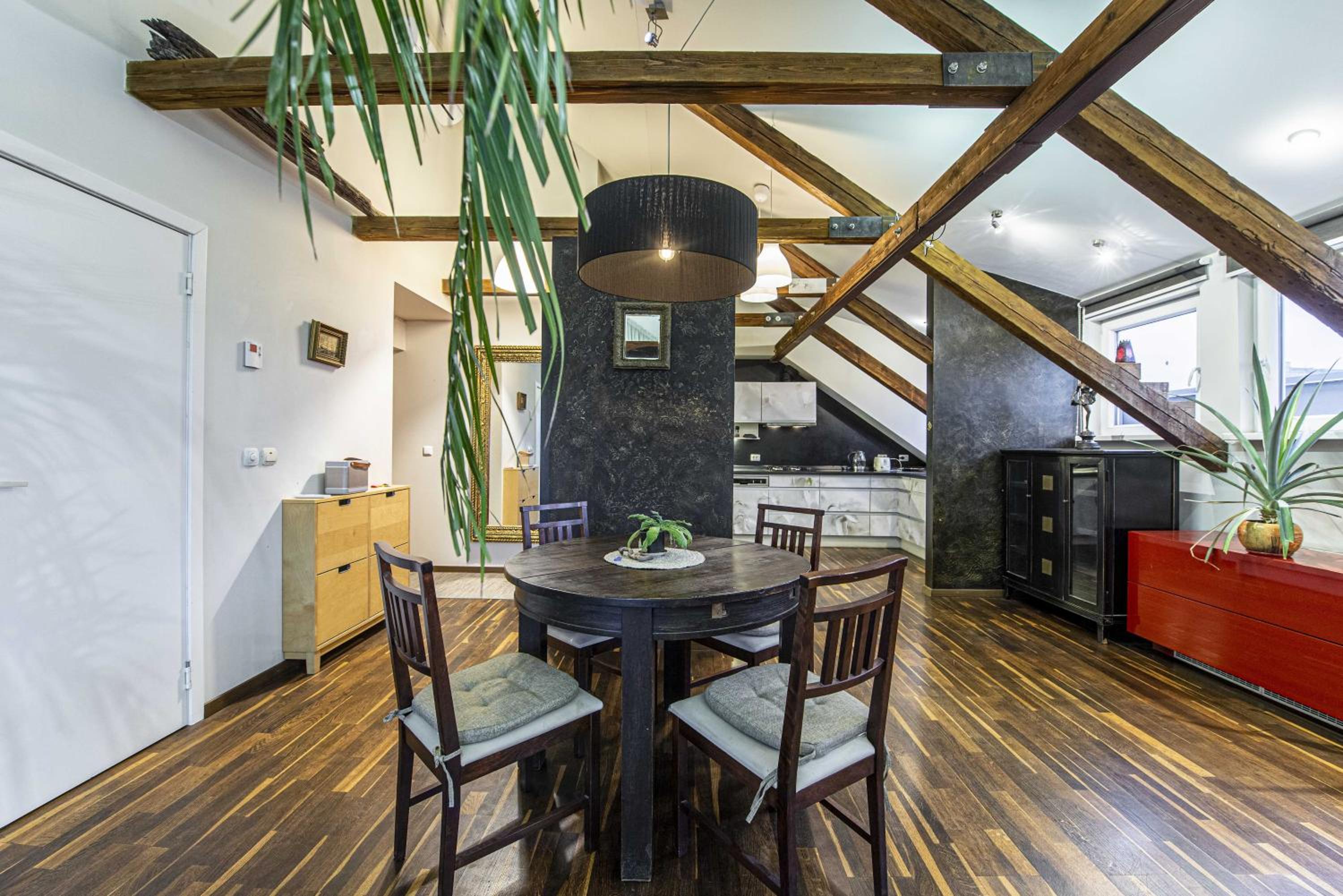 Apartment between Akropolis and Soboras