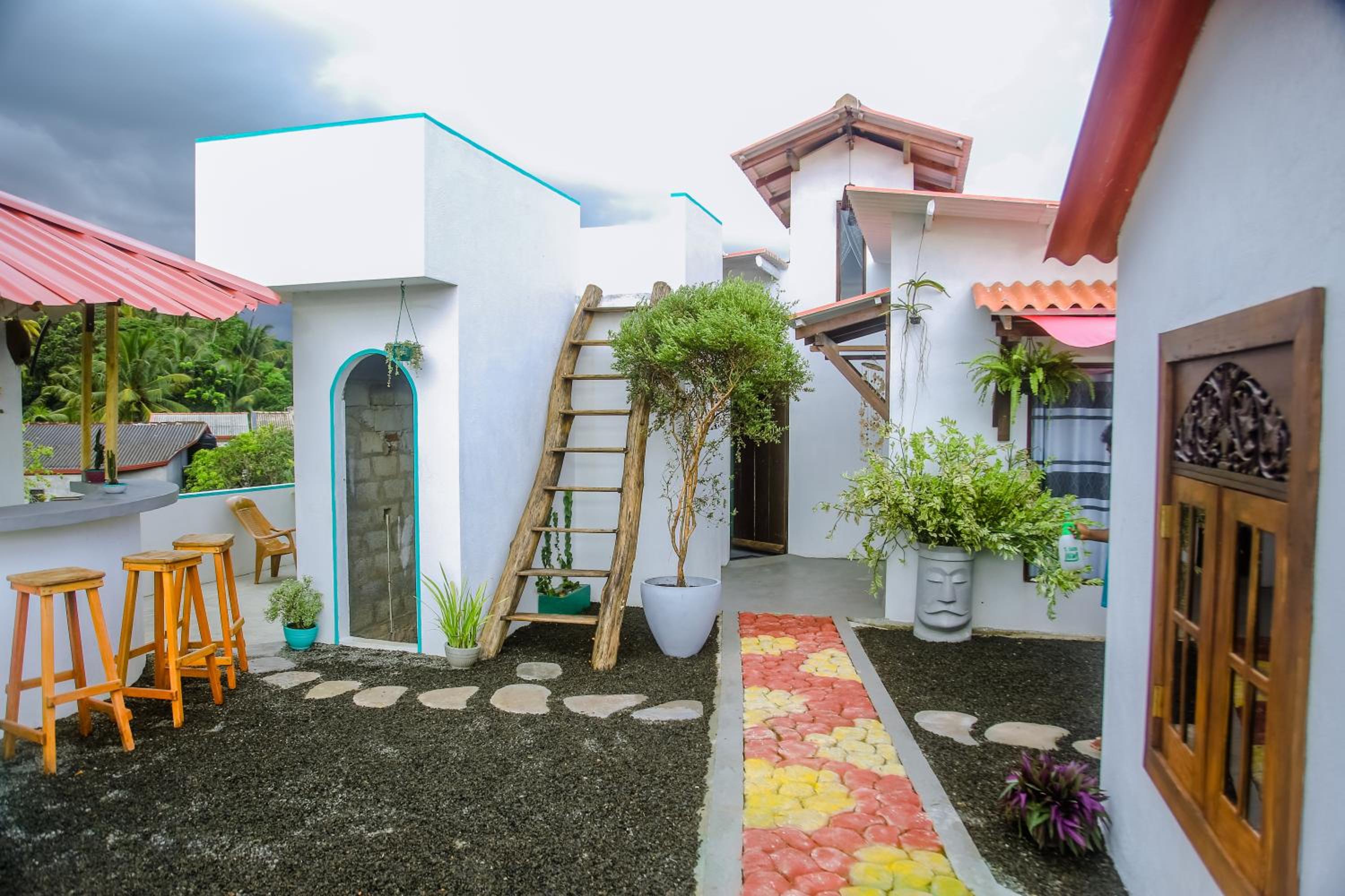 Feeling tip'sea rooftop villa view 2