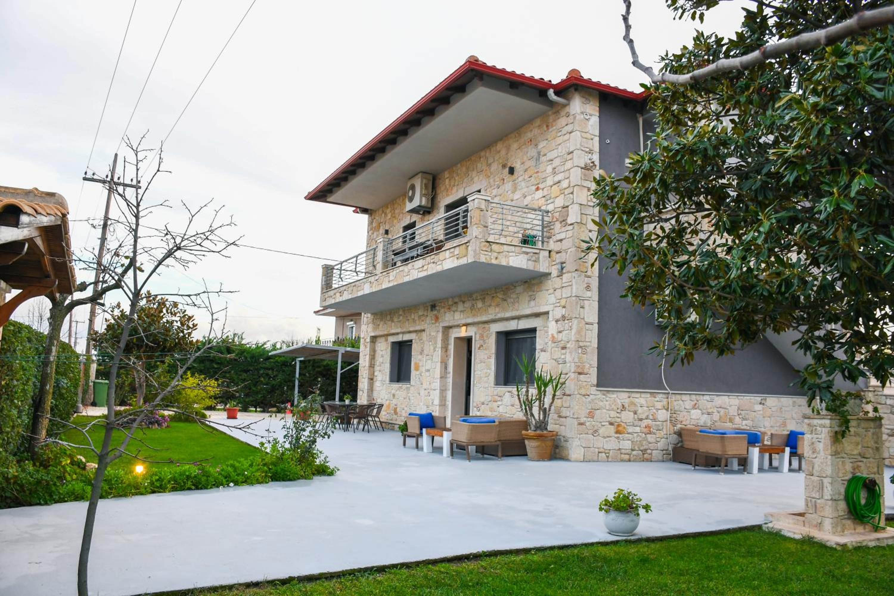 Garden Villa Afytos view 5