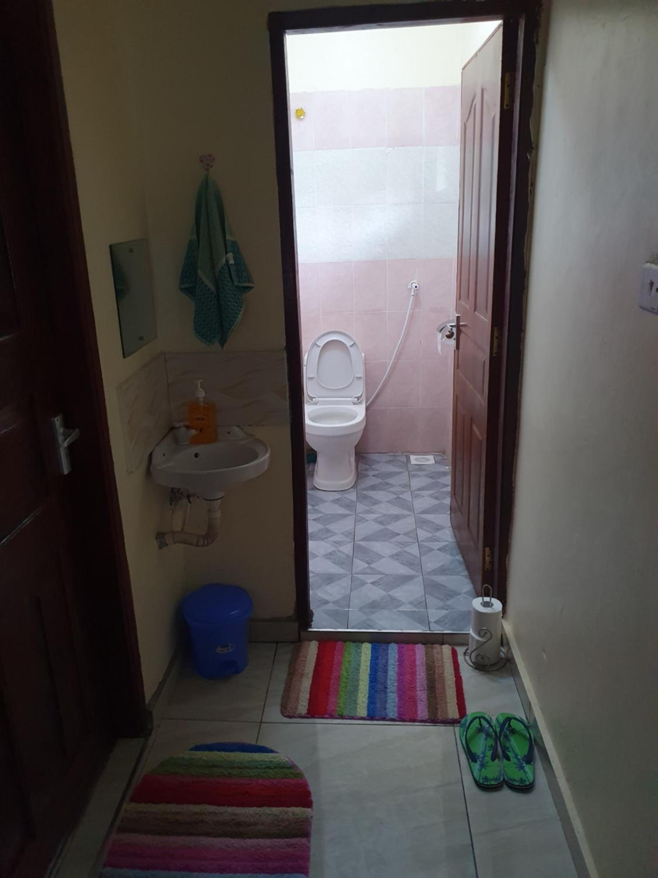 Chic Retreat AirBNB view 4