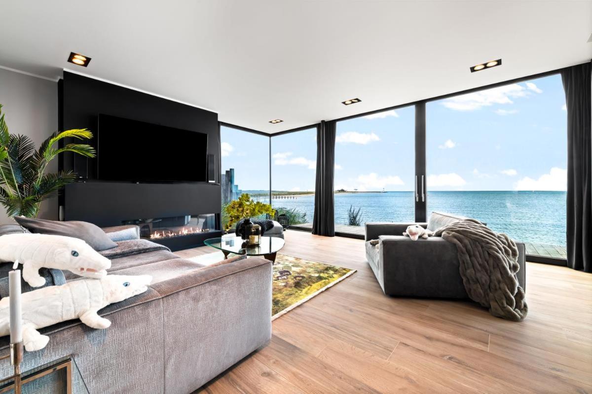Spimoev - Neues Designapartment mit Panoramablick auf Ostsee und Strand