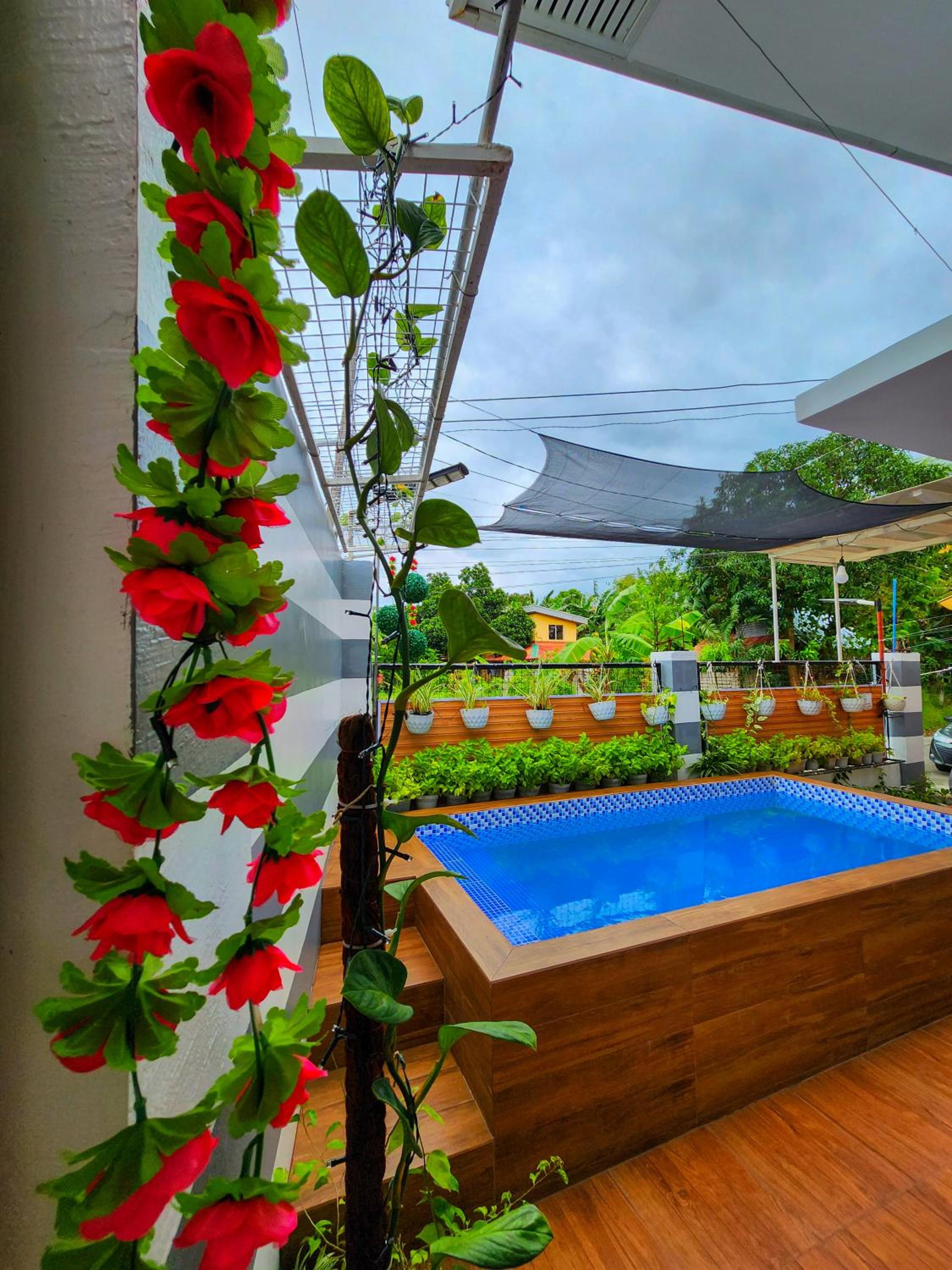 Serene 2BR Escape: Poolside Bliss in Iloilo City view 5