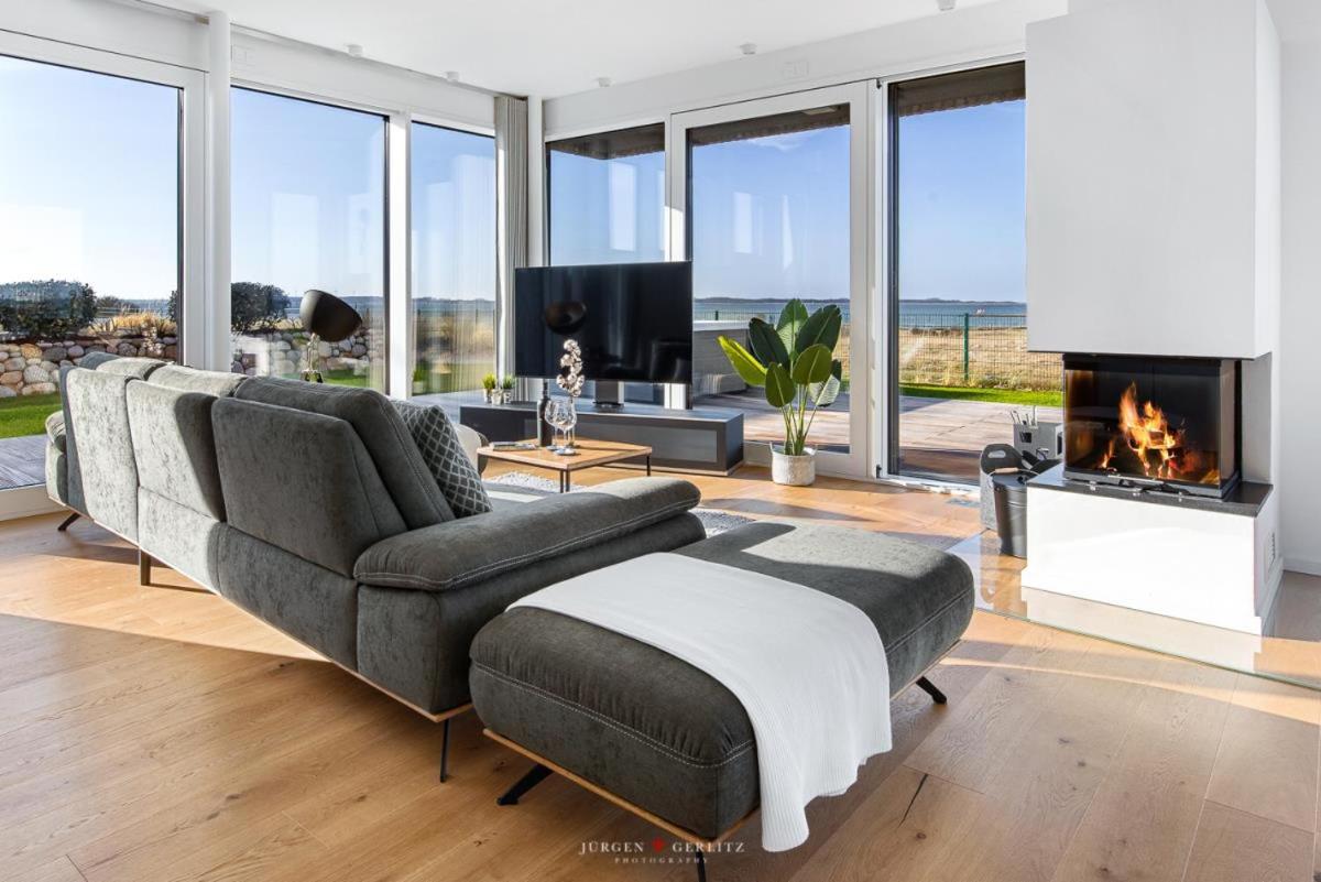 Villa King Erste Lage, Dachterrasse, Meerblick, Carport, Kamin, Sauna, Terrasse, Aussenrolllaeden