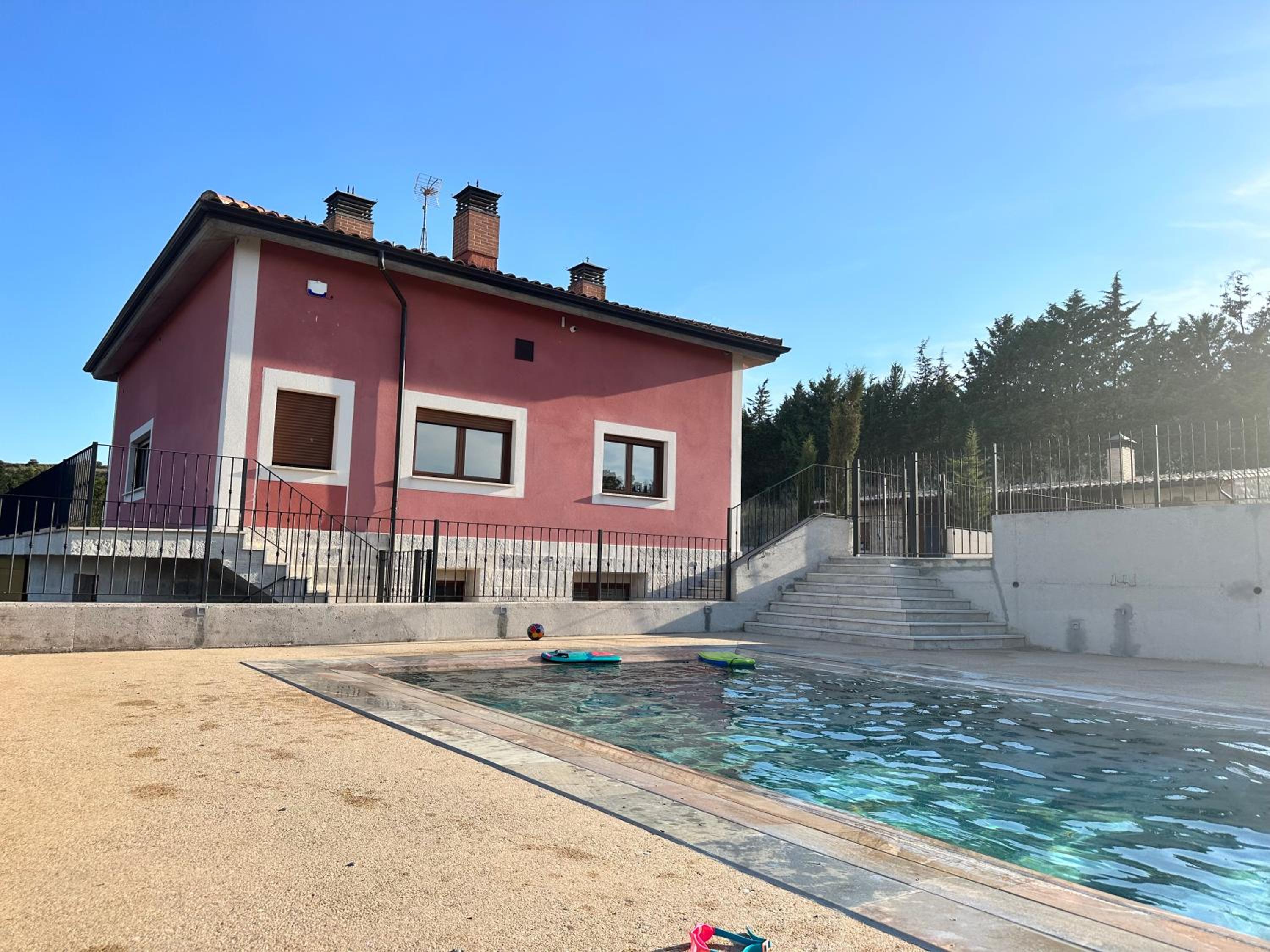 La Casa Rosa view 2