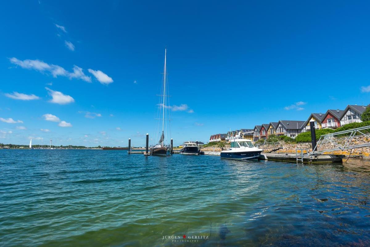 Santiano Flat- Balkon, Blick auf den Hafen