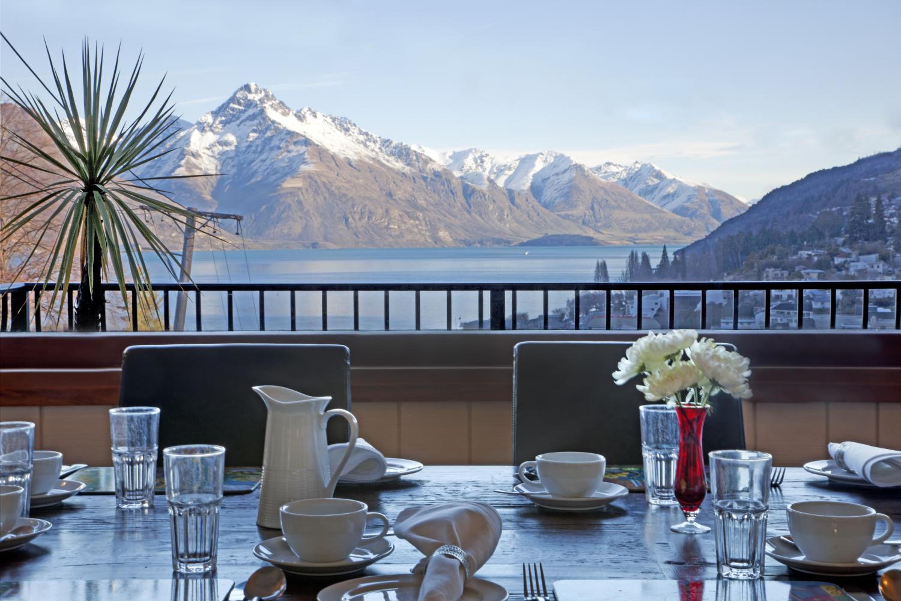 Queenstown House Bed & Breakfast and Apartments view 5