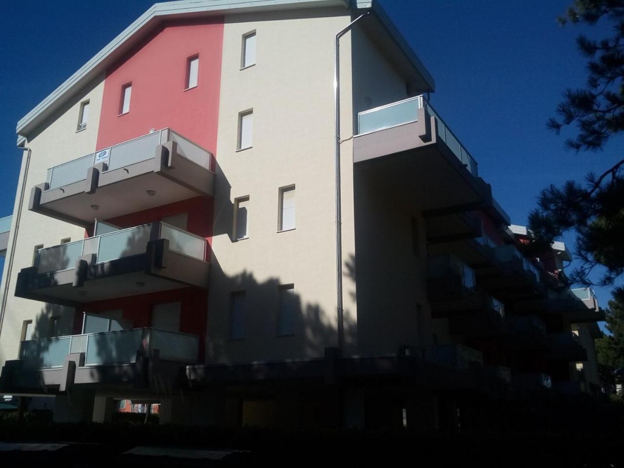 Lovely flat 100m from the beach view 5