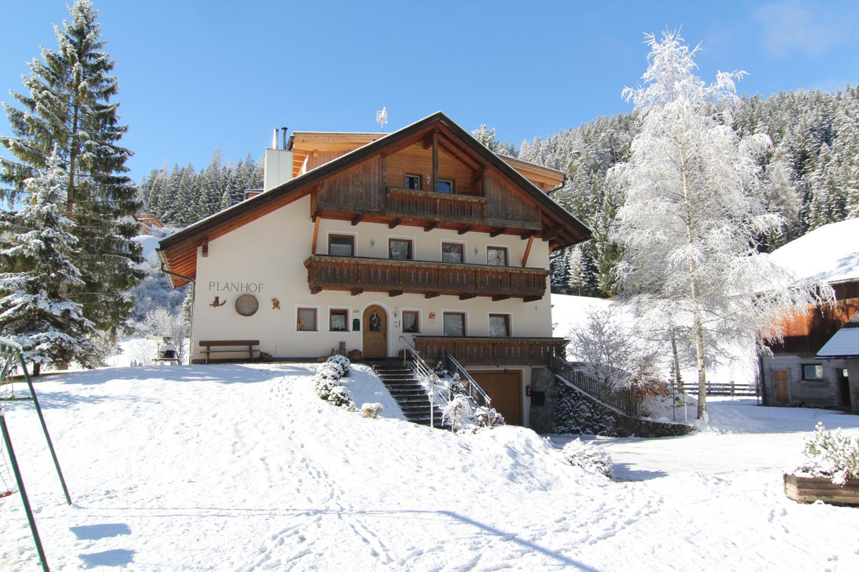 Planhof Apartments