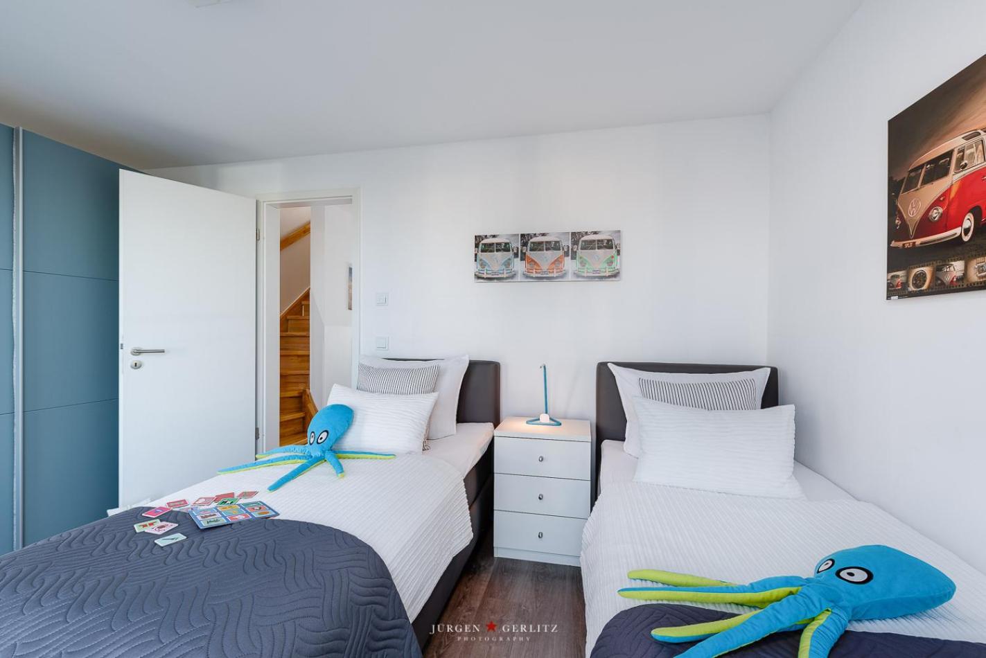 Ostseewind: Wasserblick, finnische Sauna, Whirlwanne, Kamin, 2 Parkplaetze